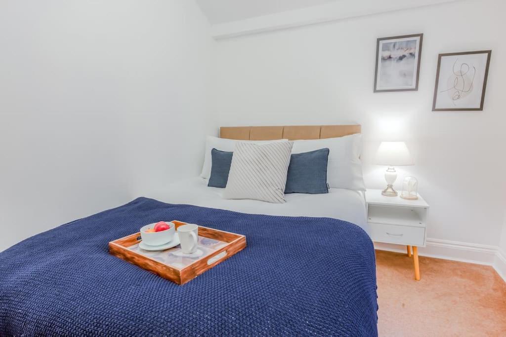 Beautiful 2Bed Apt by Hyde Park