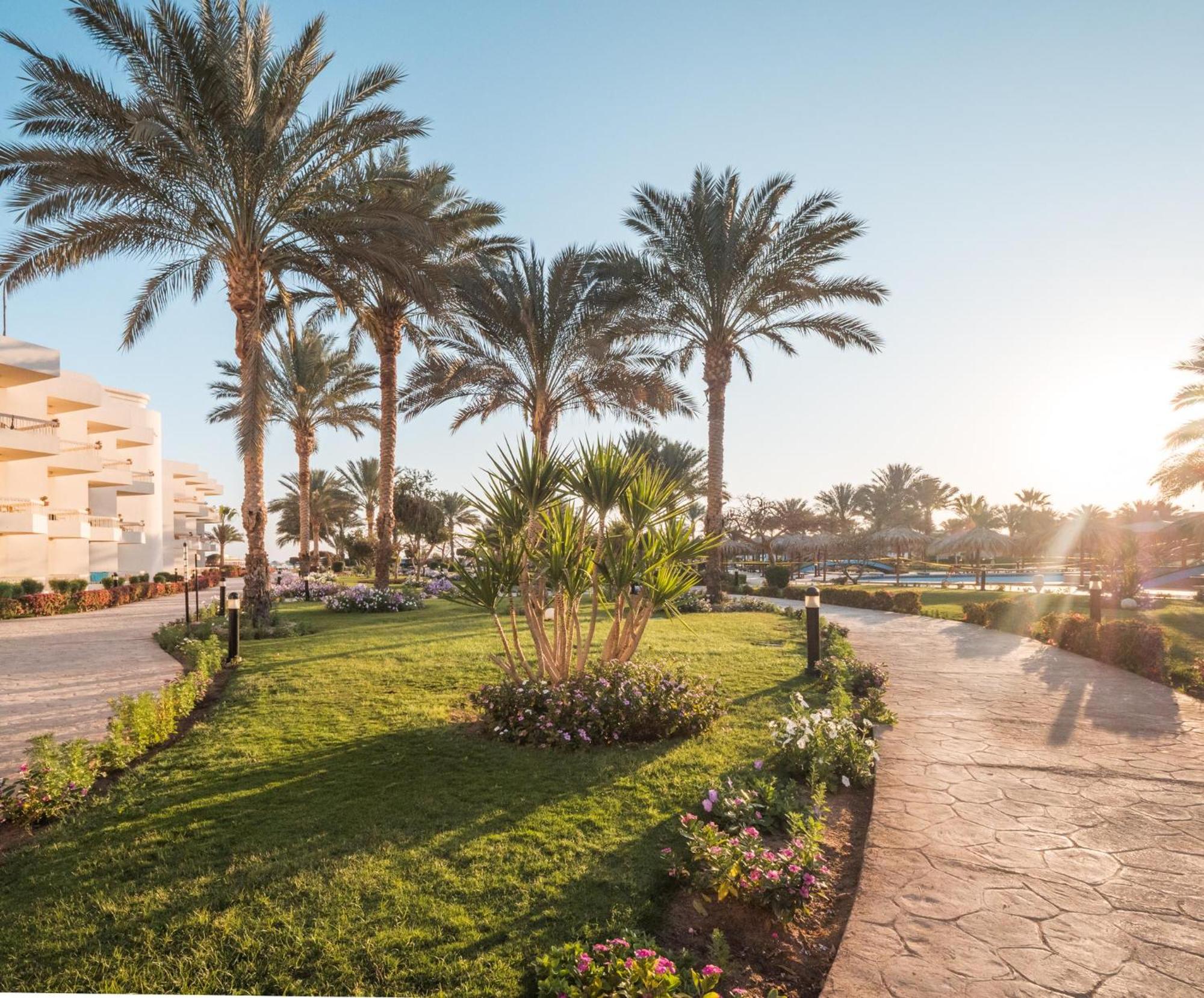 Hurghada Long Beach Resort