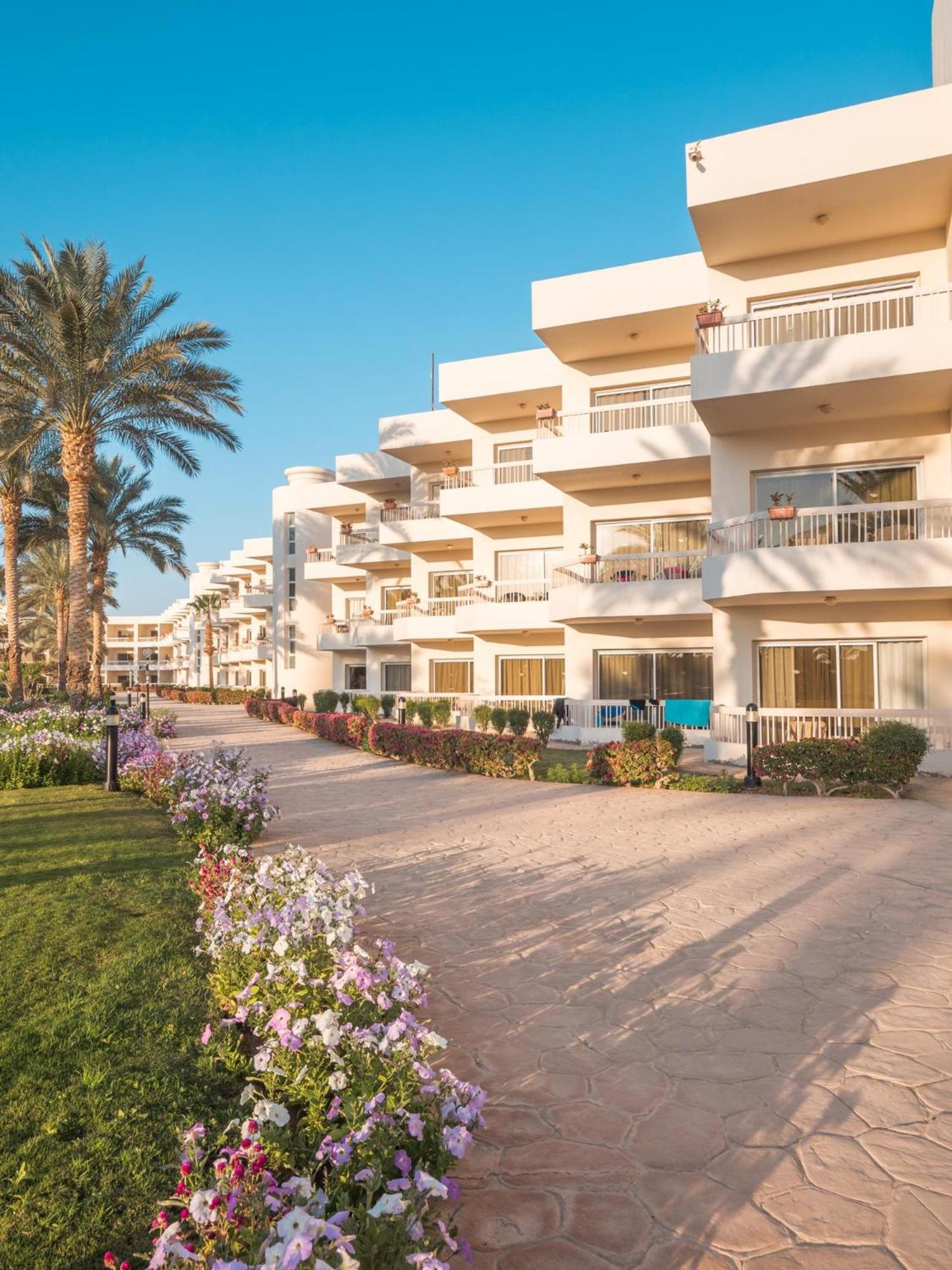 Hurghada Long Beach Resort
