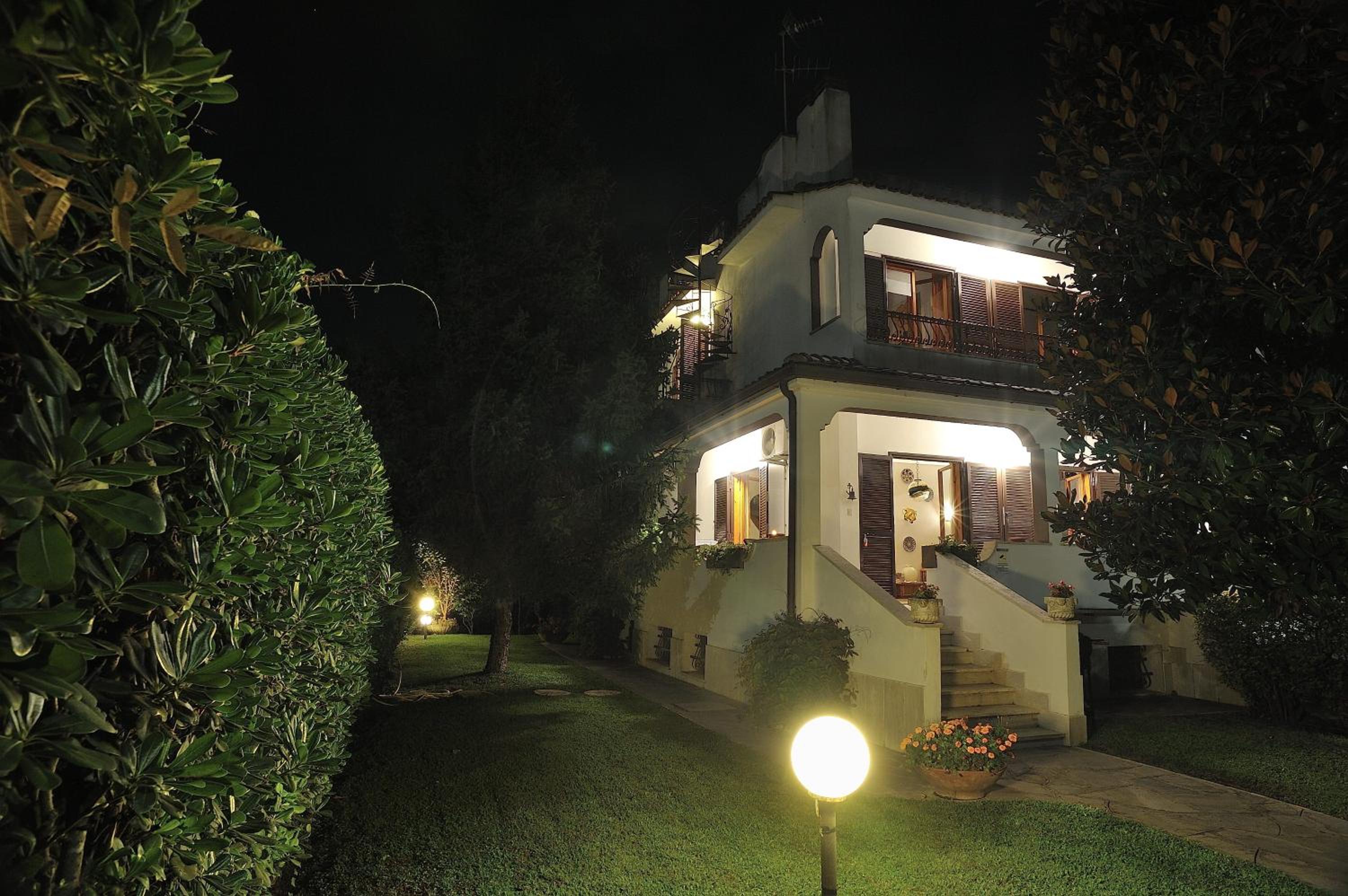 Photo 28