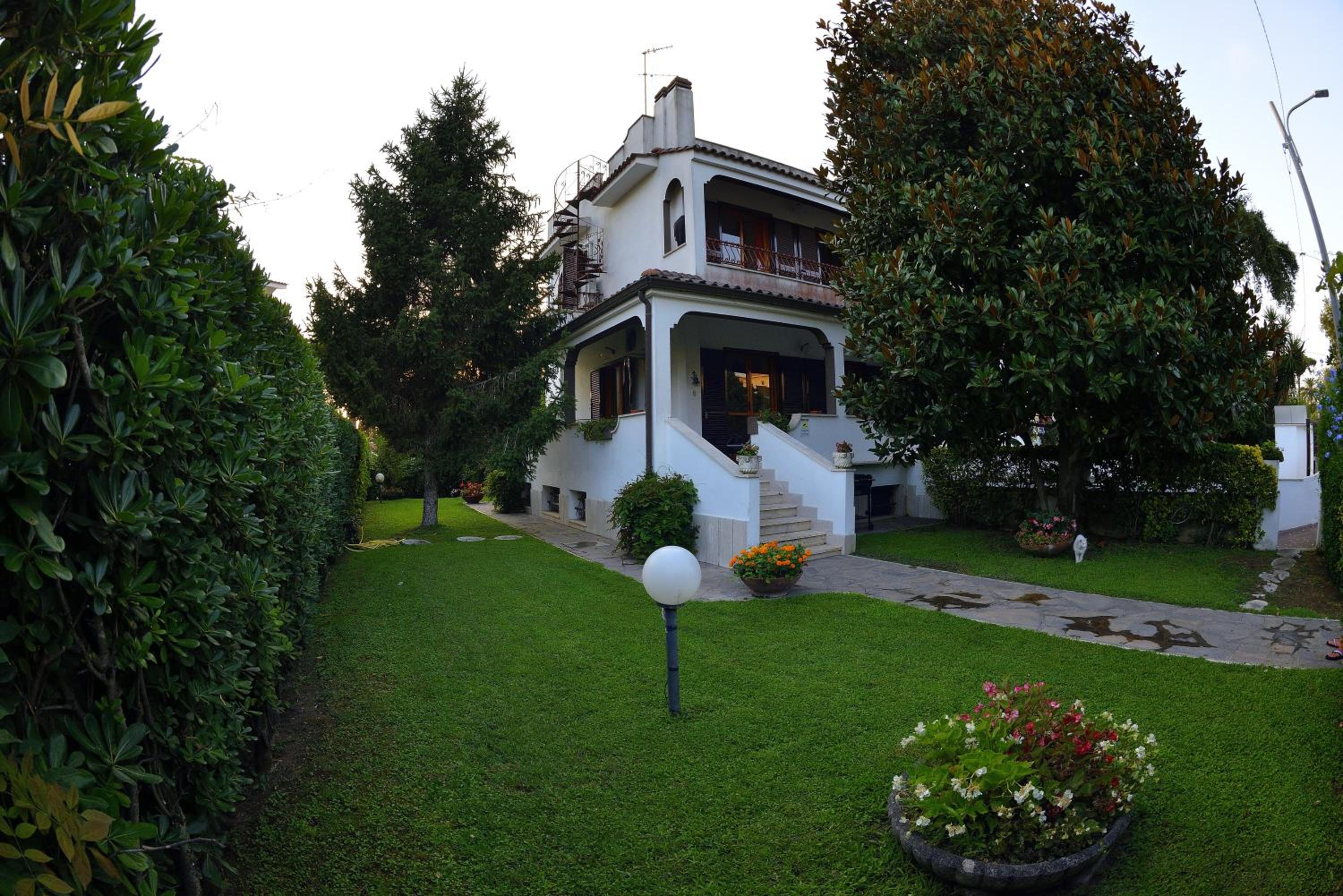 VILLA LIVIA - Lavinio - Anzio view 2