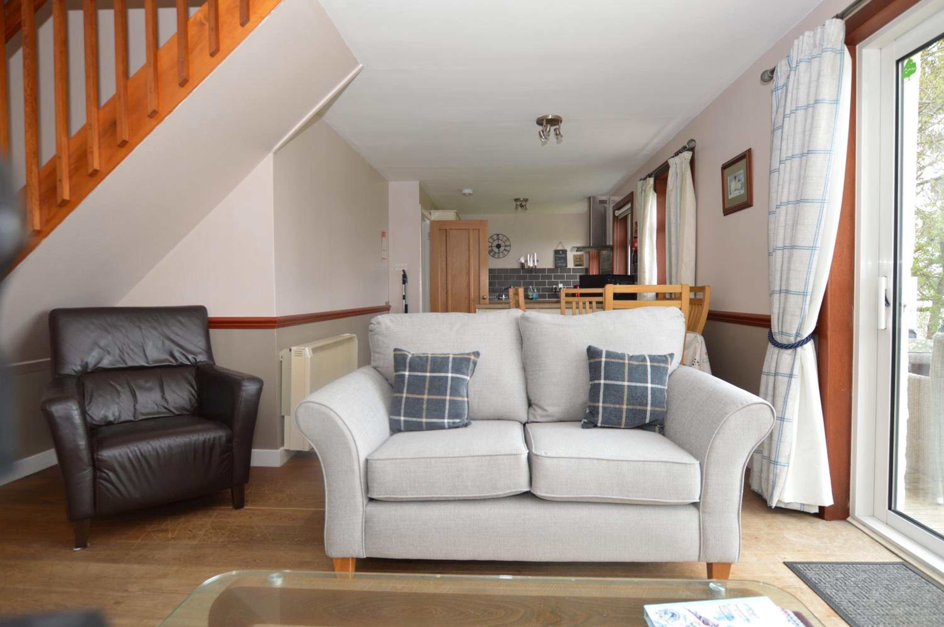 Larch Cottage view 3