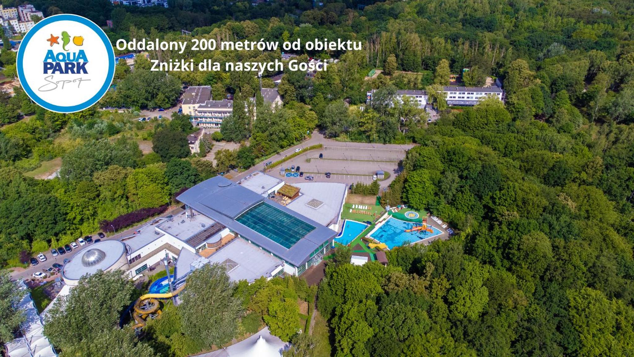 AQUA HOUSE