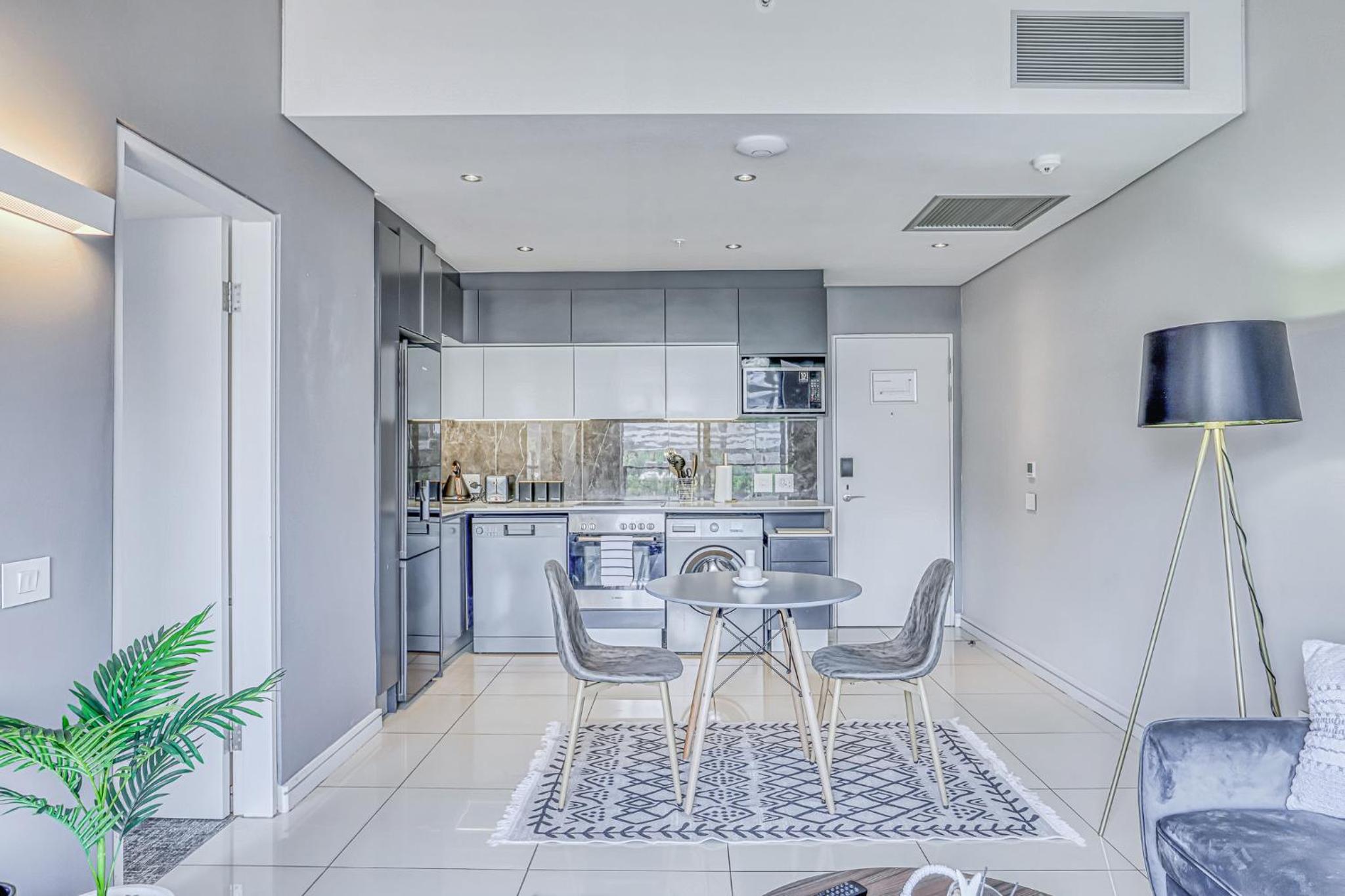 Luxurious One Bedroom Apartment - Capital On Park