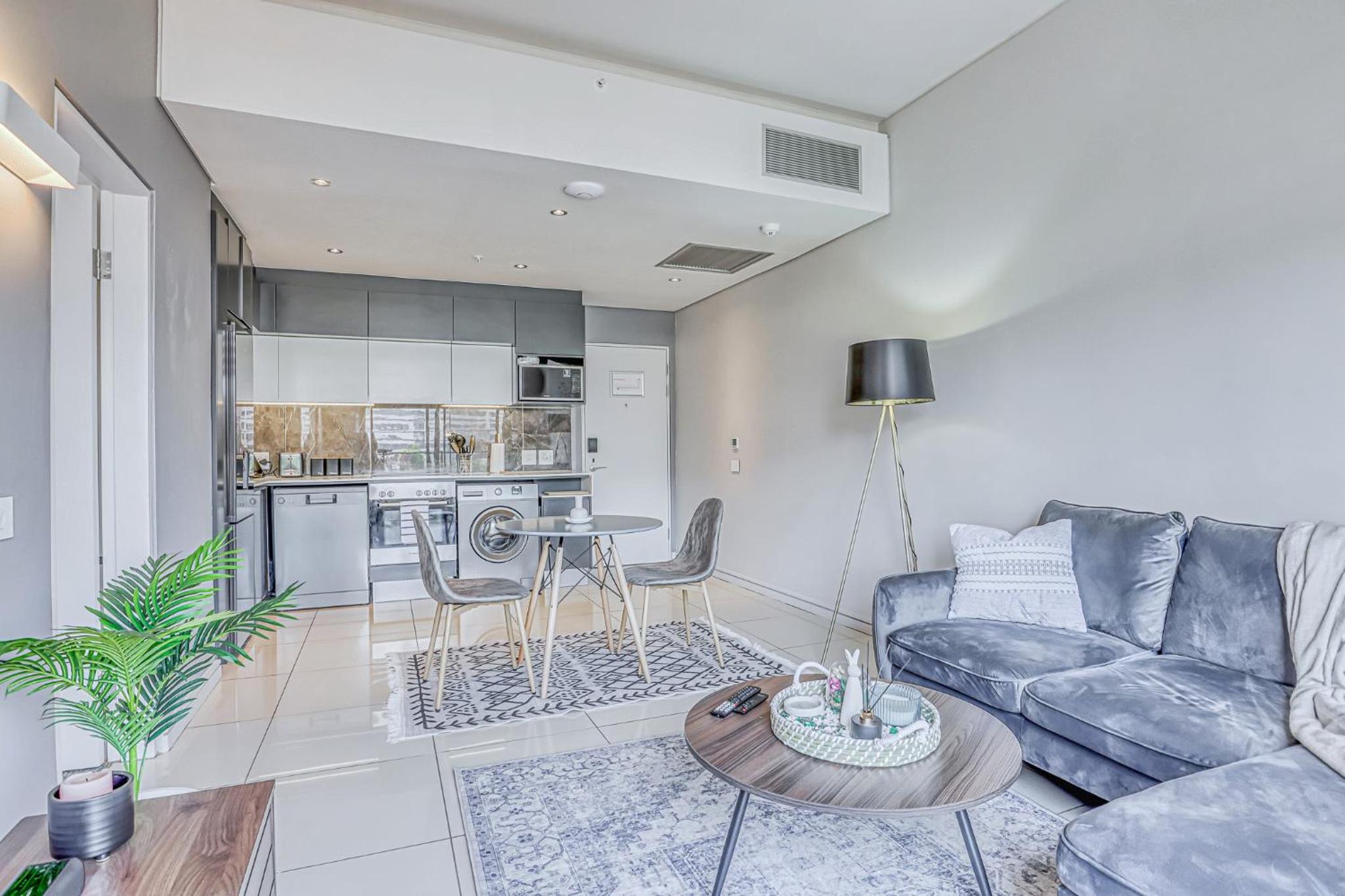 Luxurious One Bedroom Apartment - Capital On Park