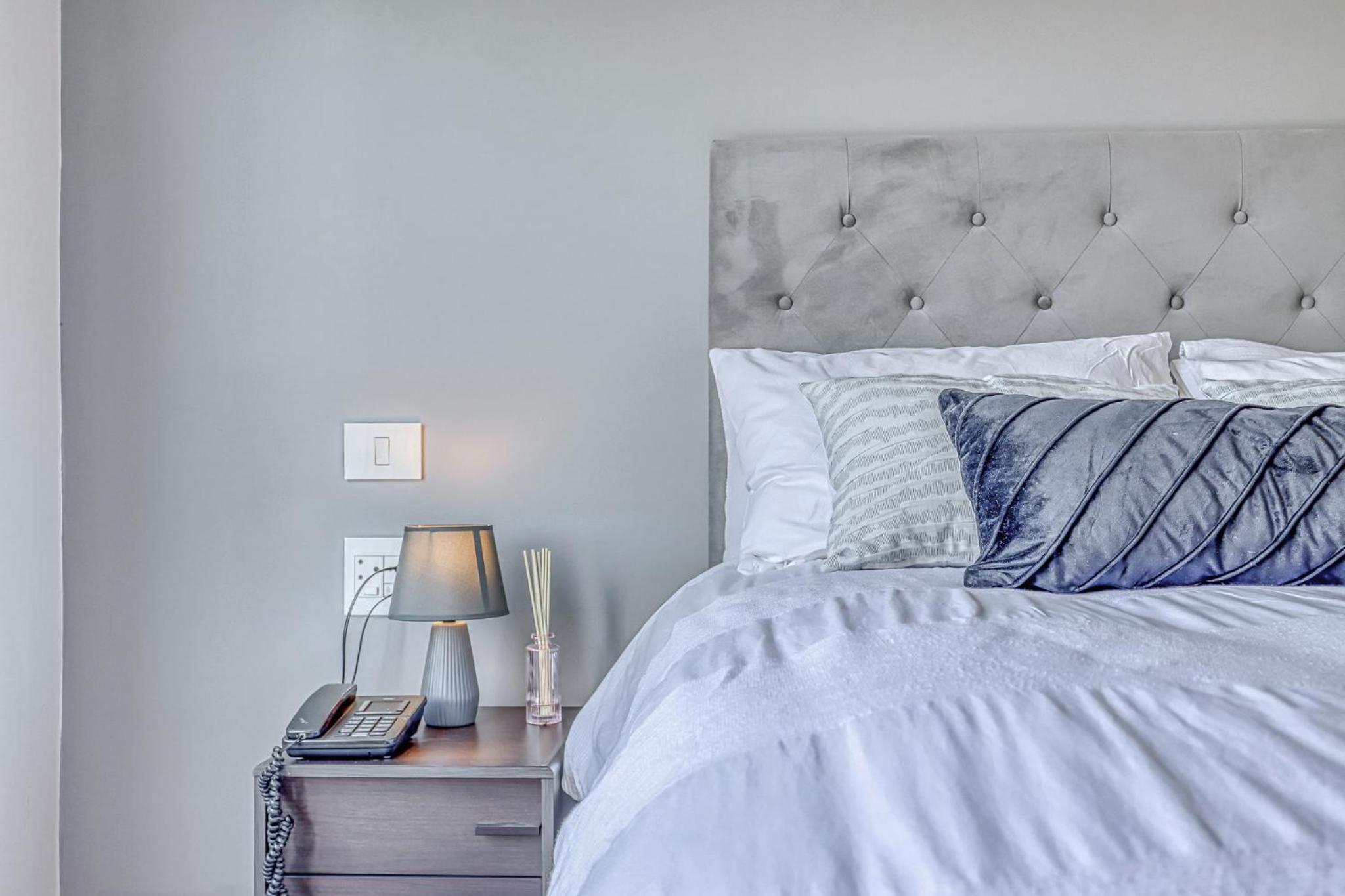 Luxurious One Bedroom Apartment - Capital On Park