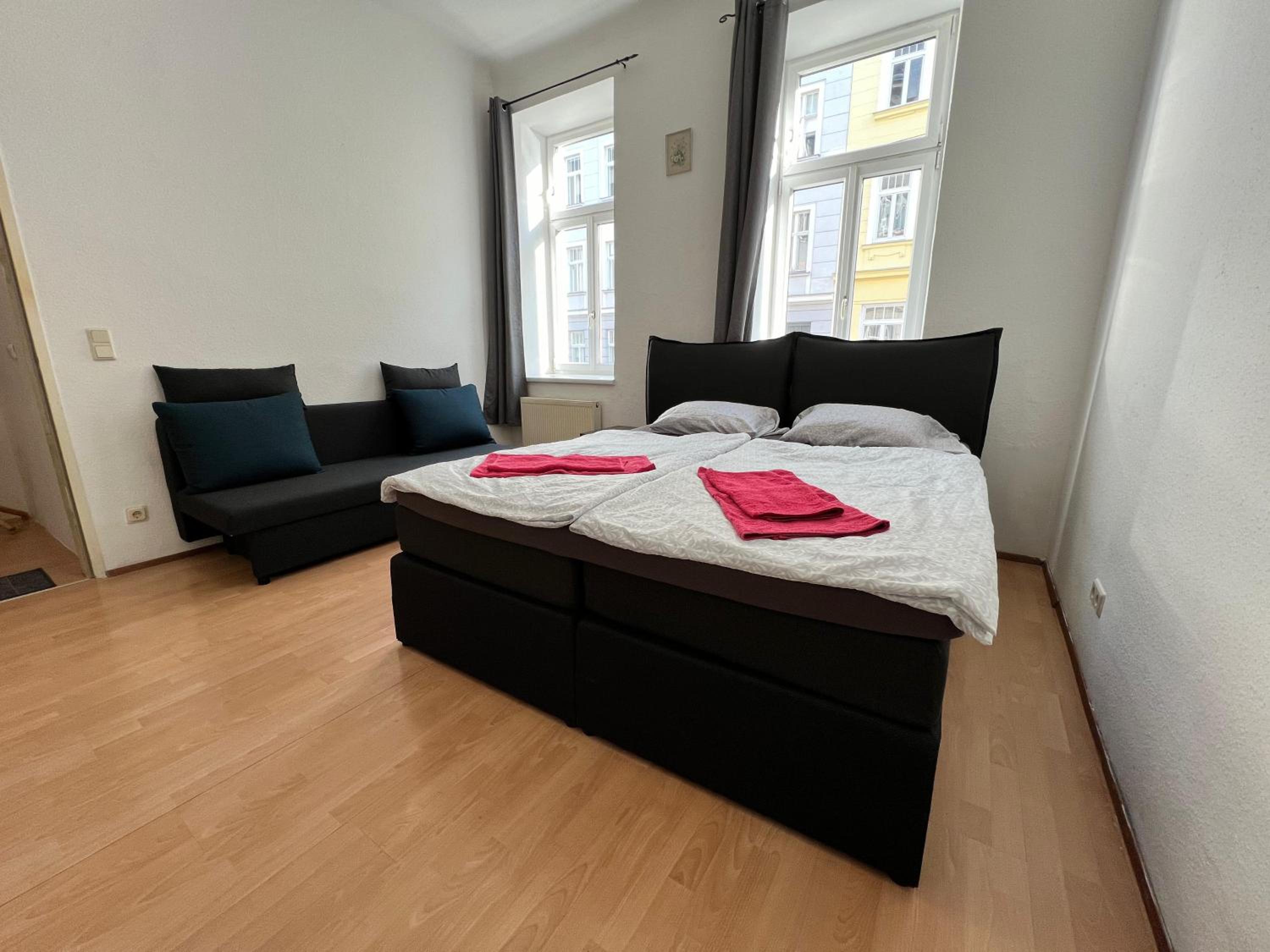 Affordable 3BR Apt. Near Meidling Station