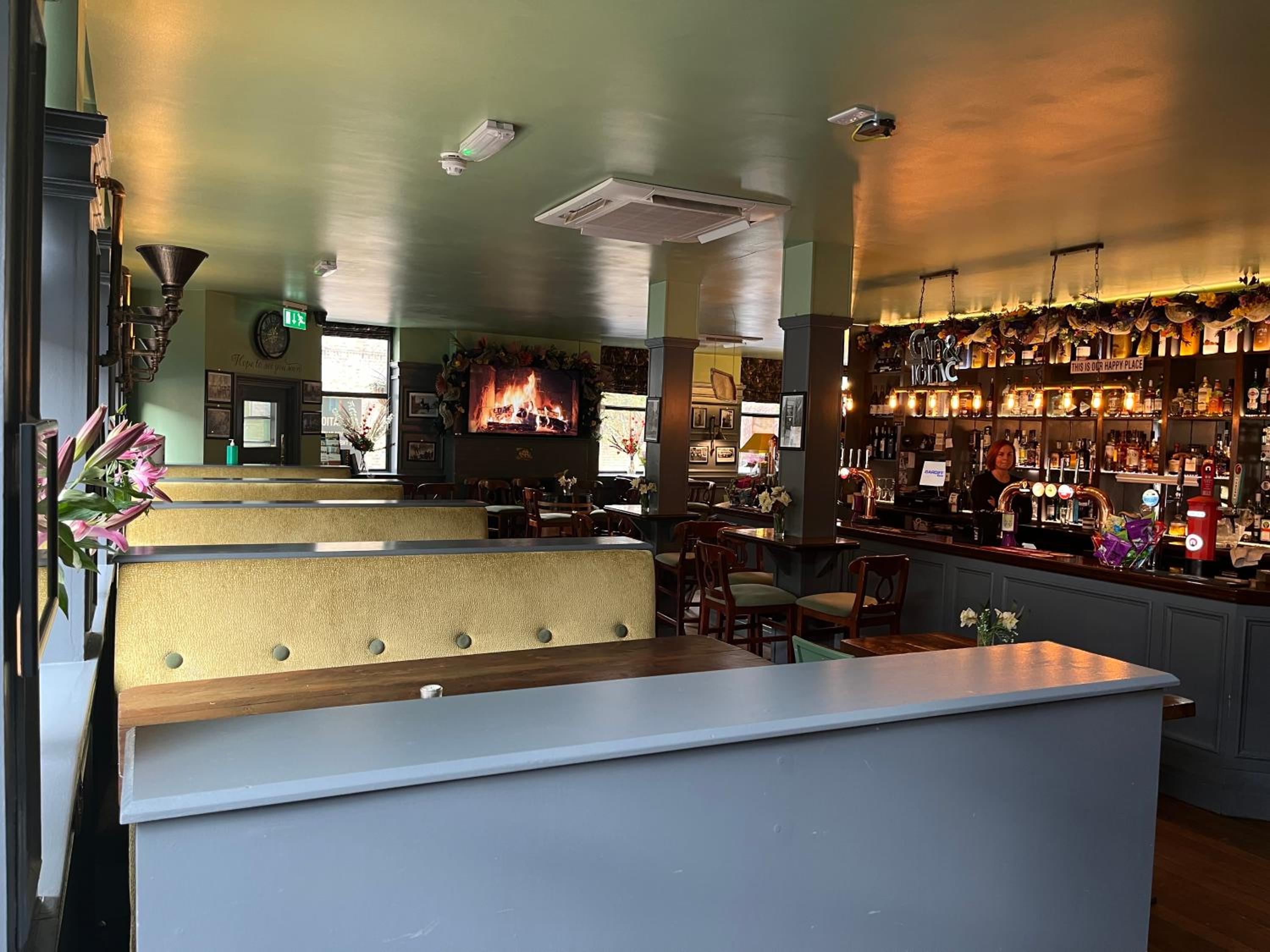 bar