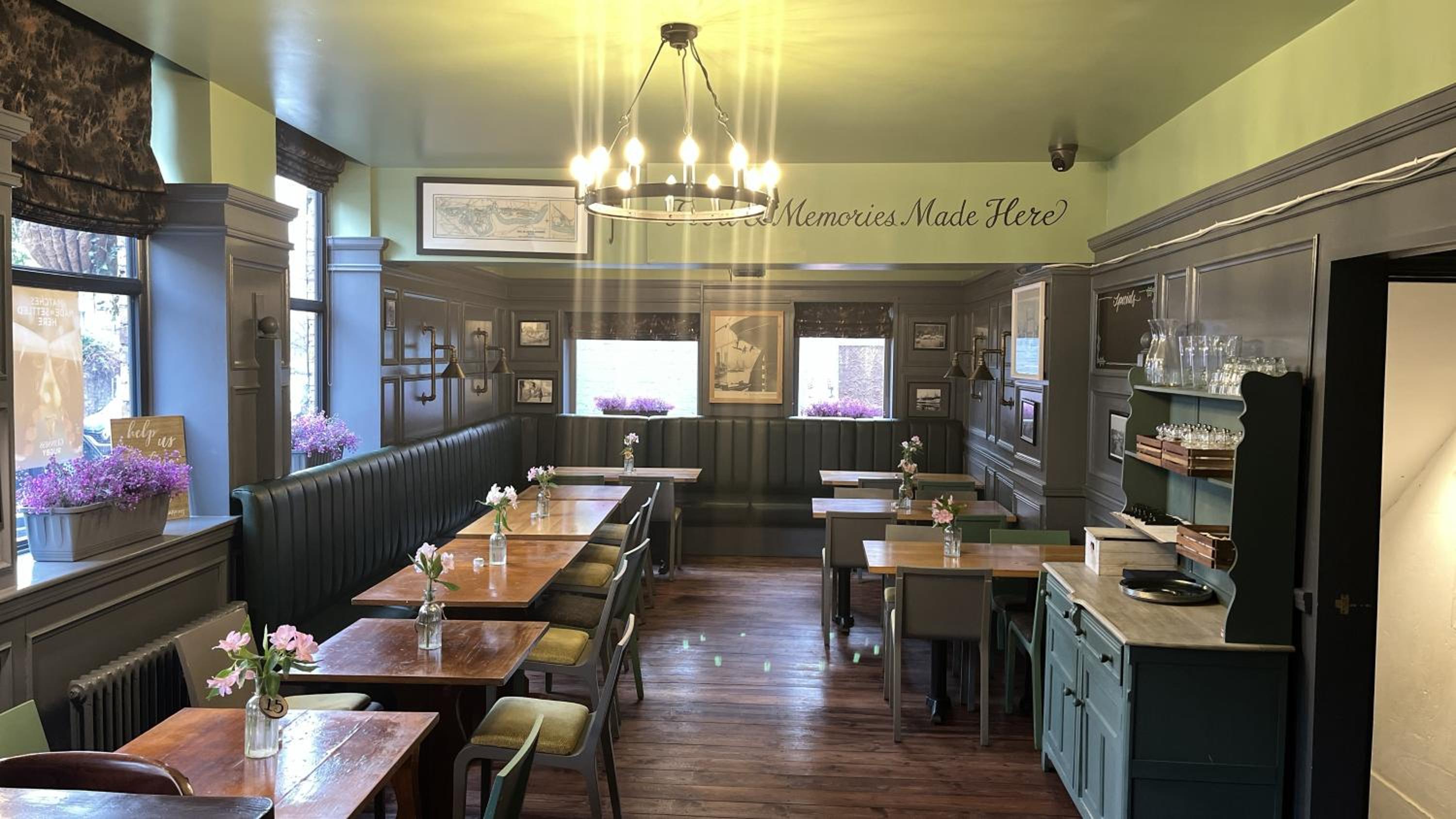 restaurant