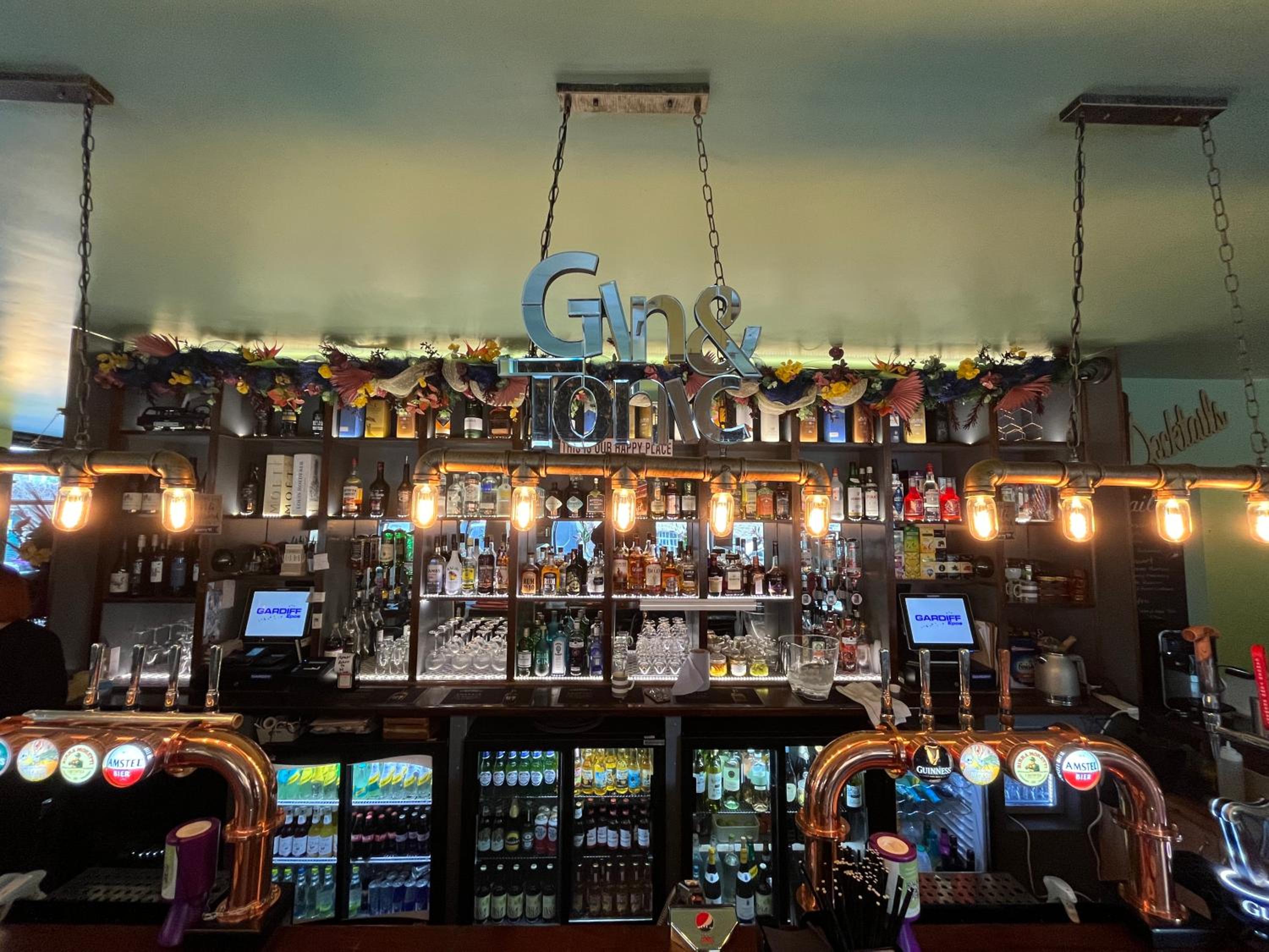 bar