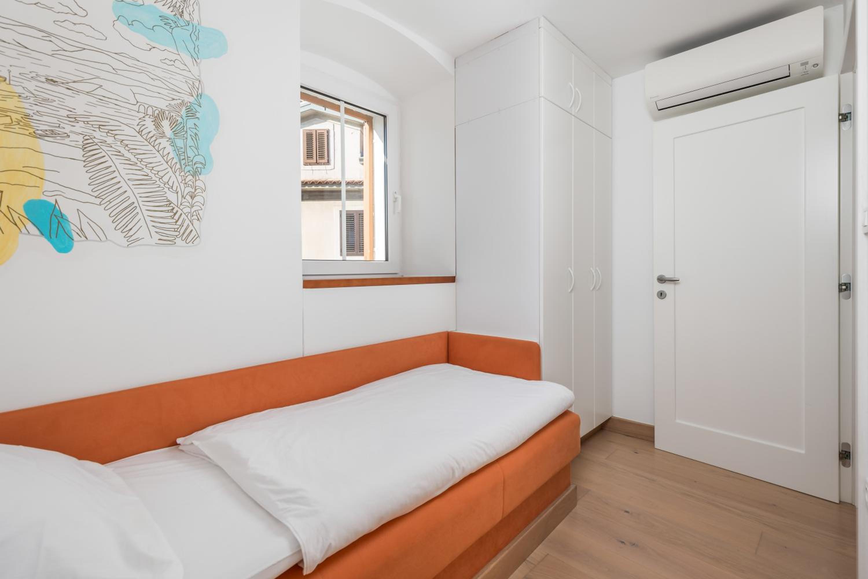 Apartments Anaika at the beach, Opatija