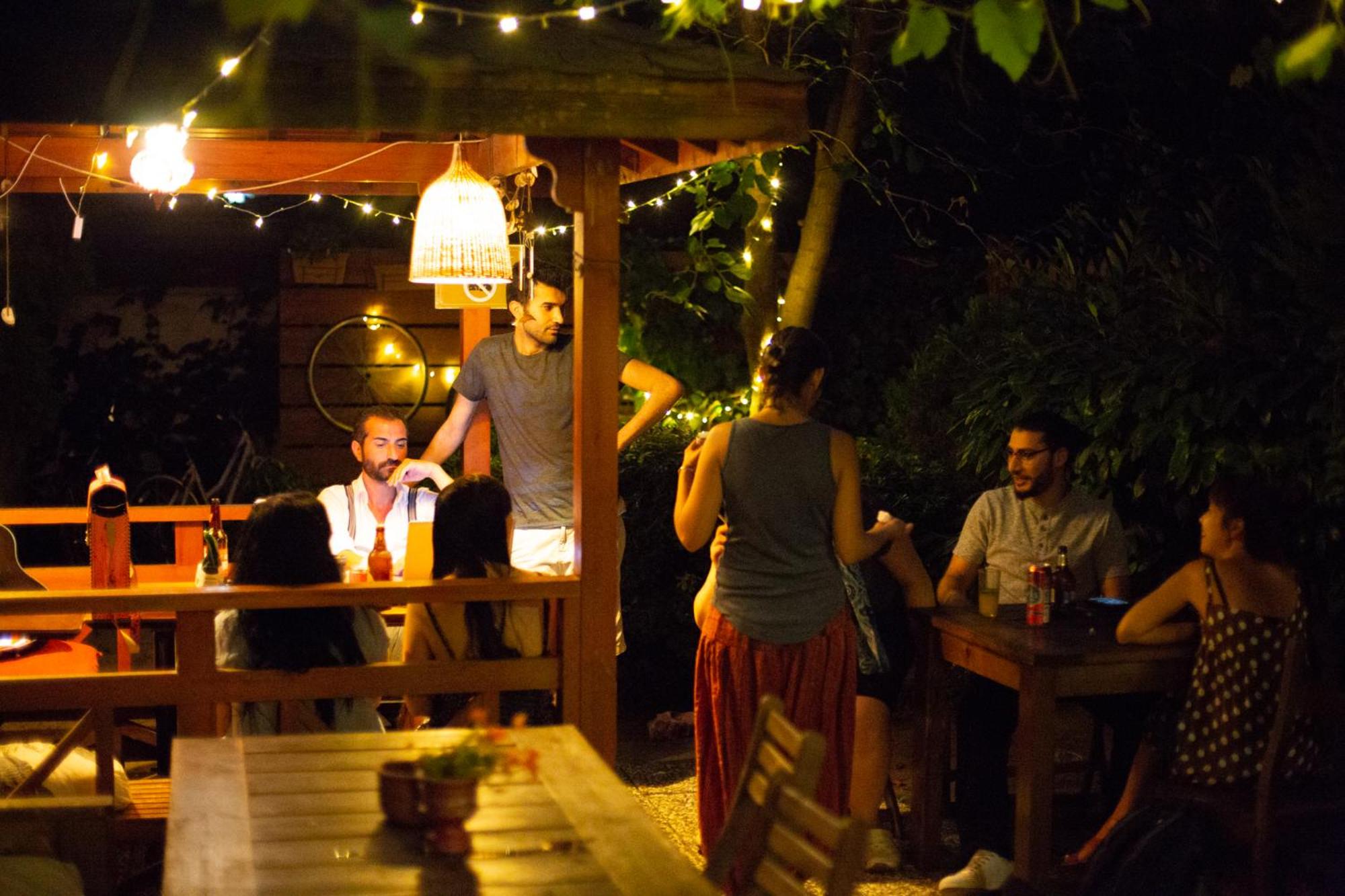 Hush Hostel Lounge