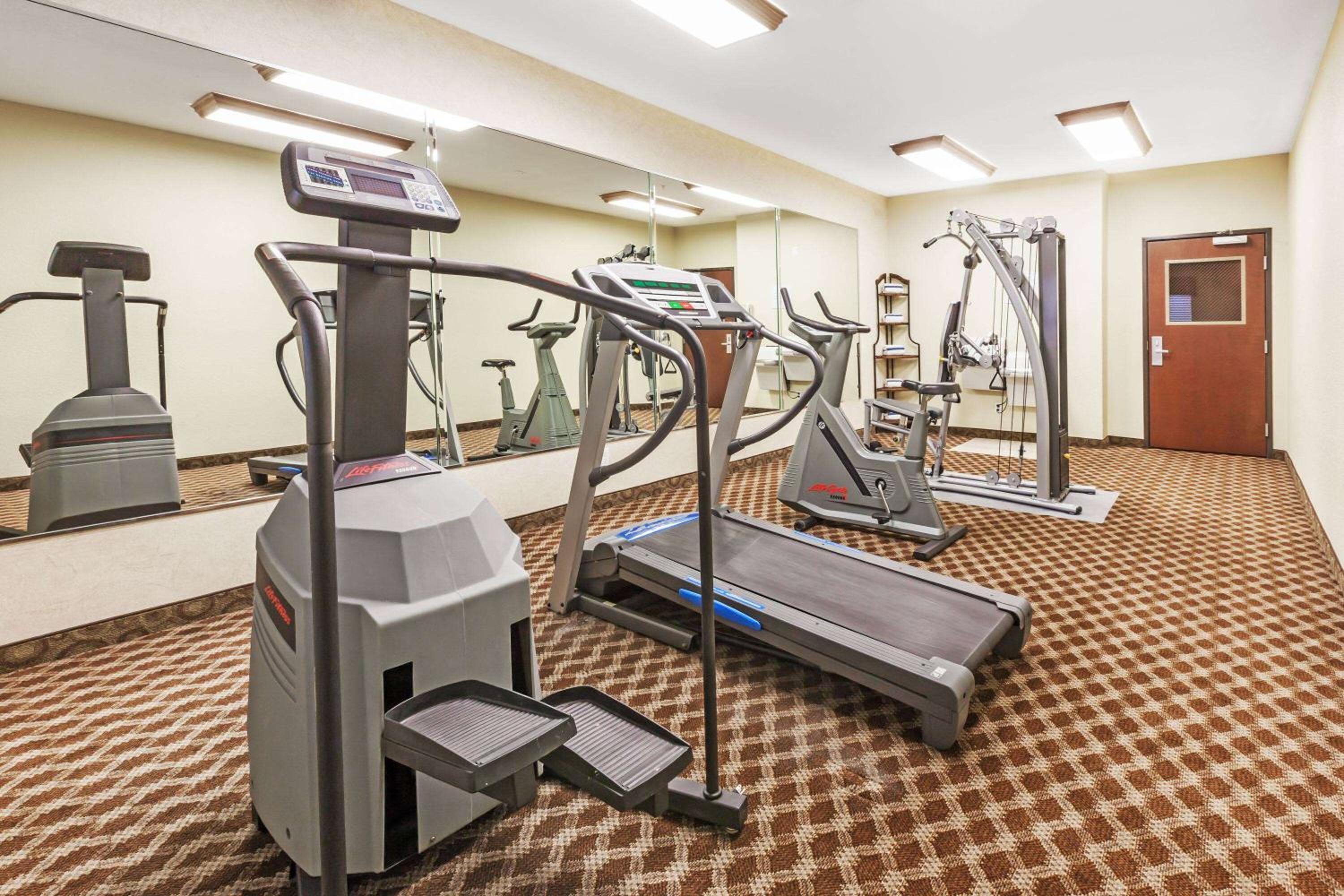 Grander Inn & Suites by IHG view 5