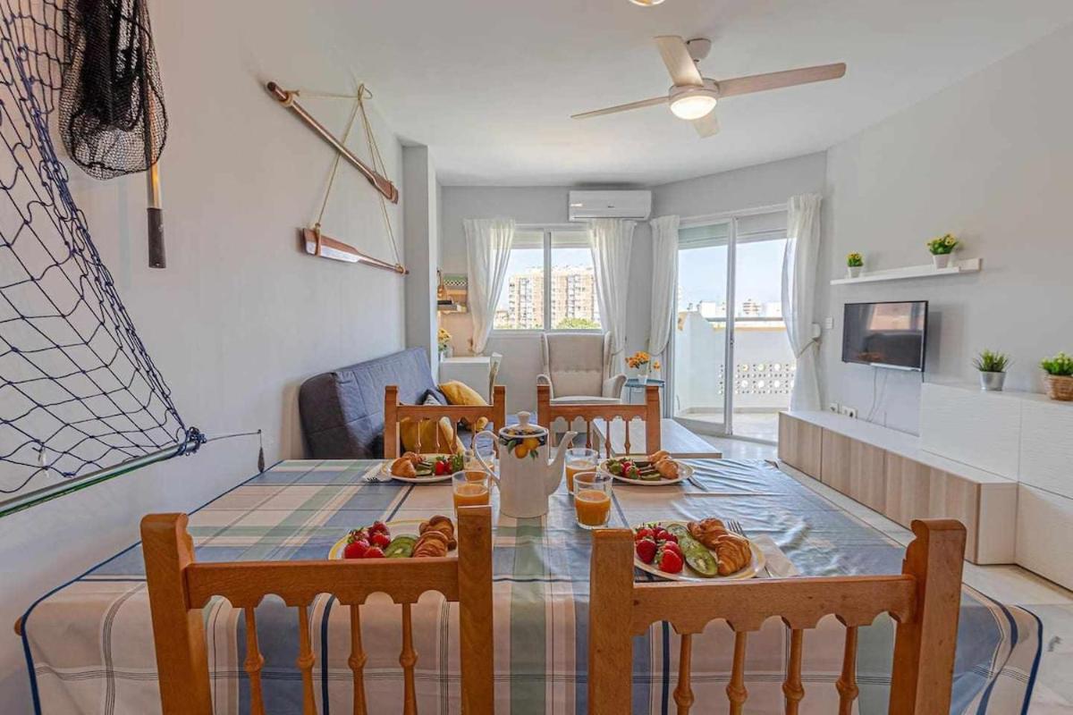 797 Holiday Rentals - Luminoso piso para 4 en Arroyo de la miel photo 5