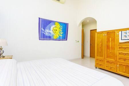 Private Villa with Pool, Golf, Patio & 5th Ave Access