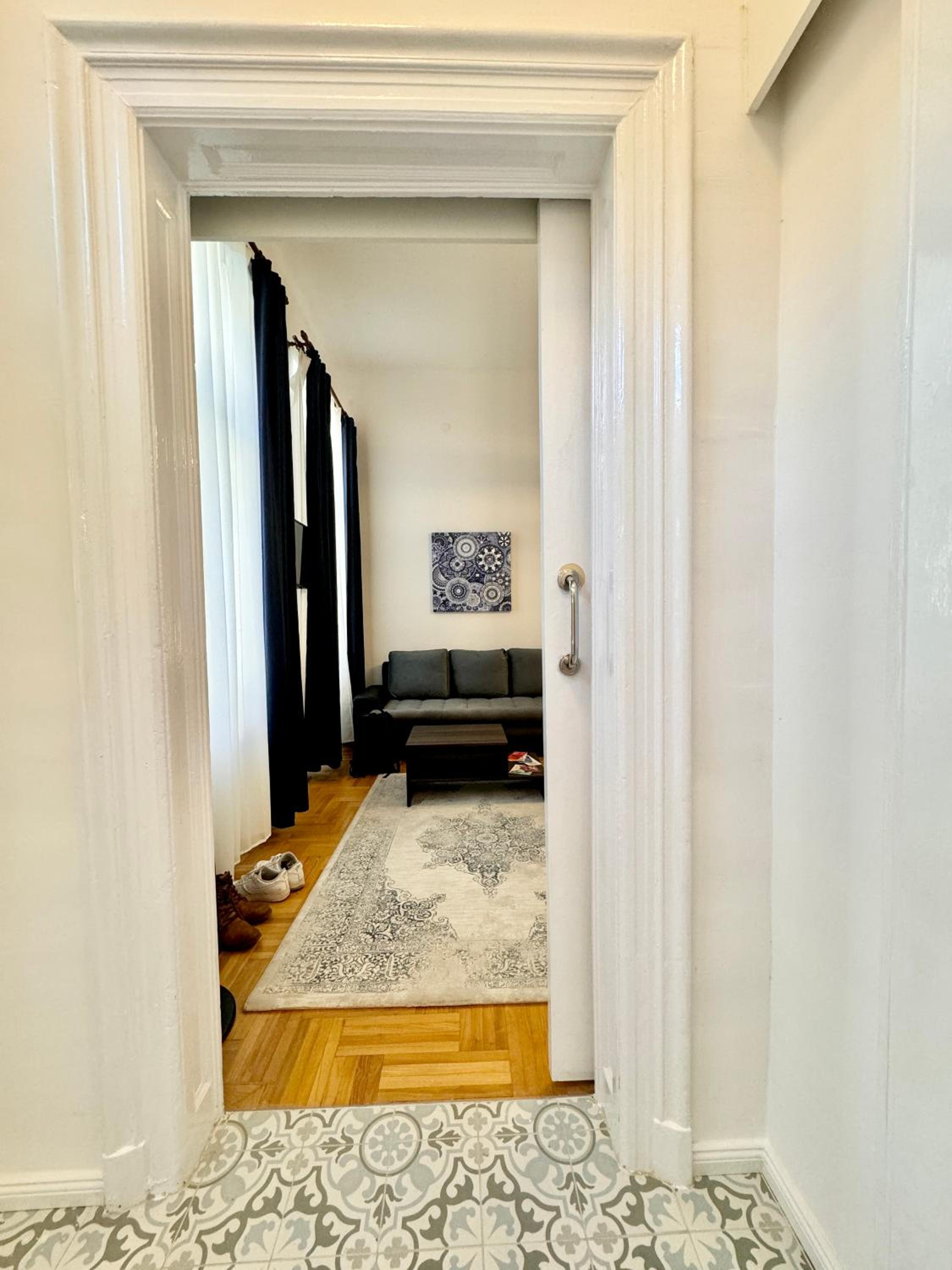 Bella Apartment City Center Budapest view 4