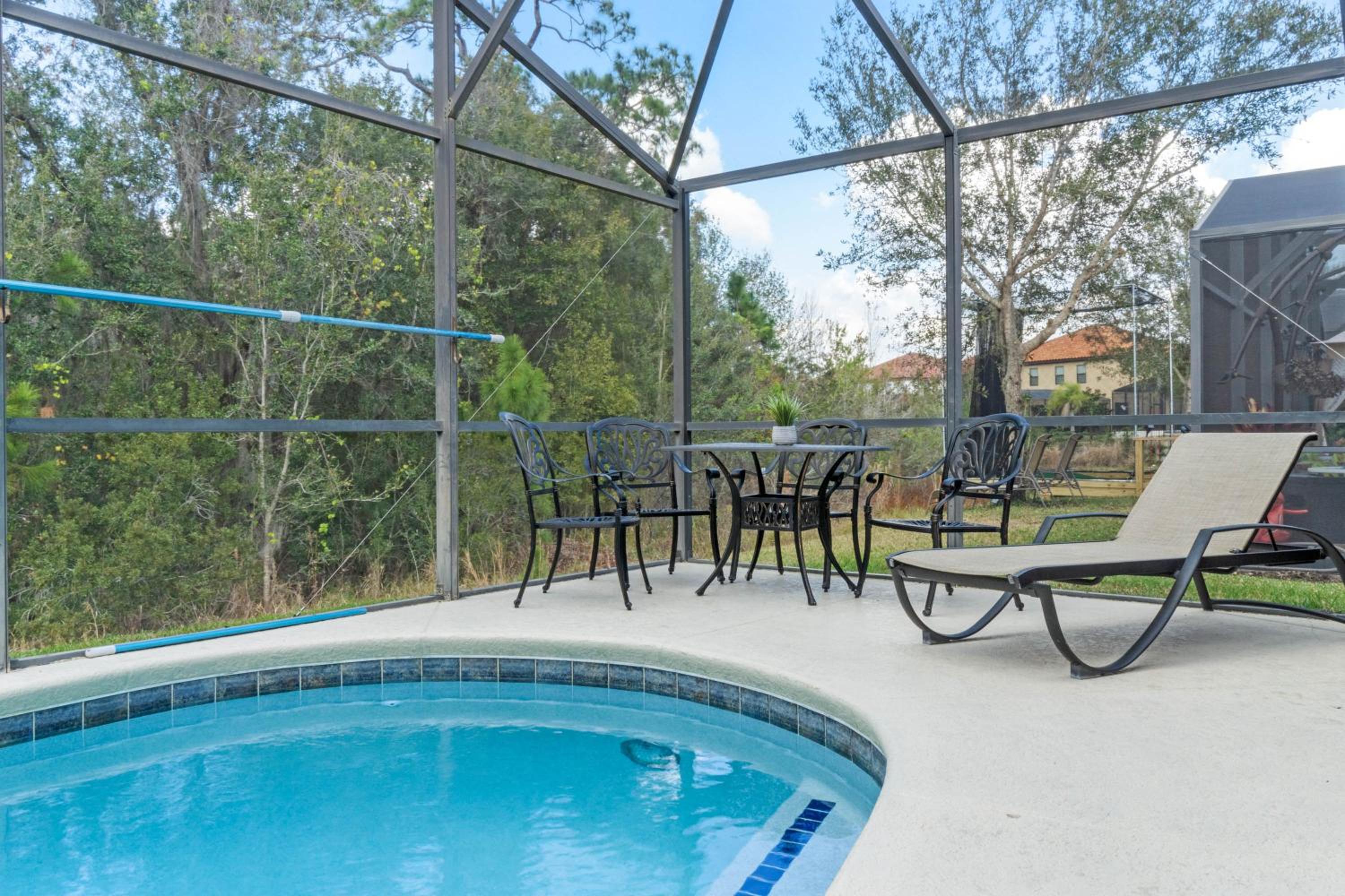5 Bedrooms 3 Bathrooms Veranda Palms 4458 NP