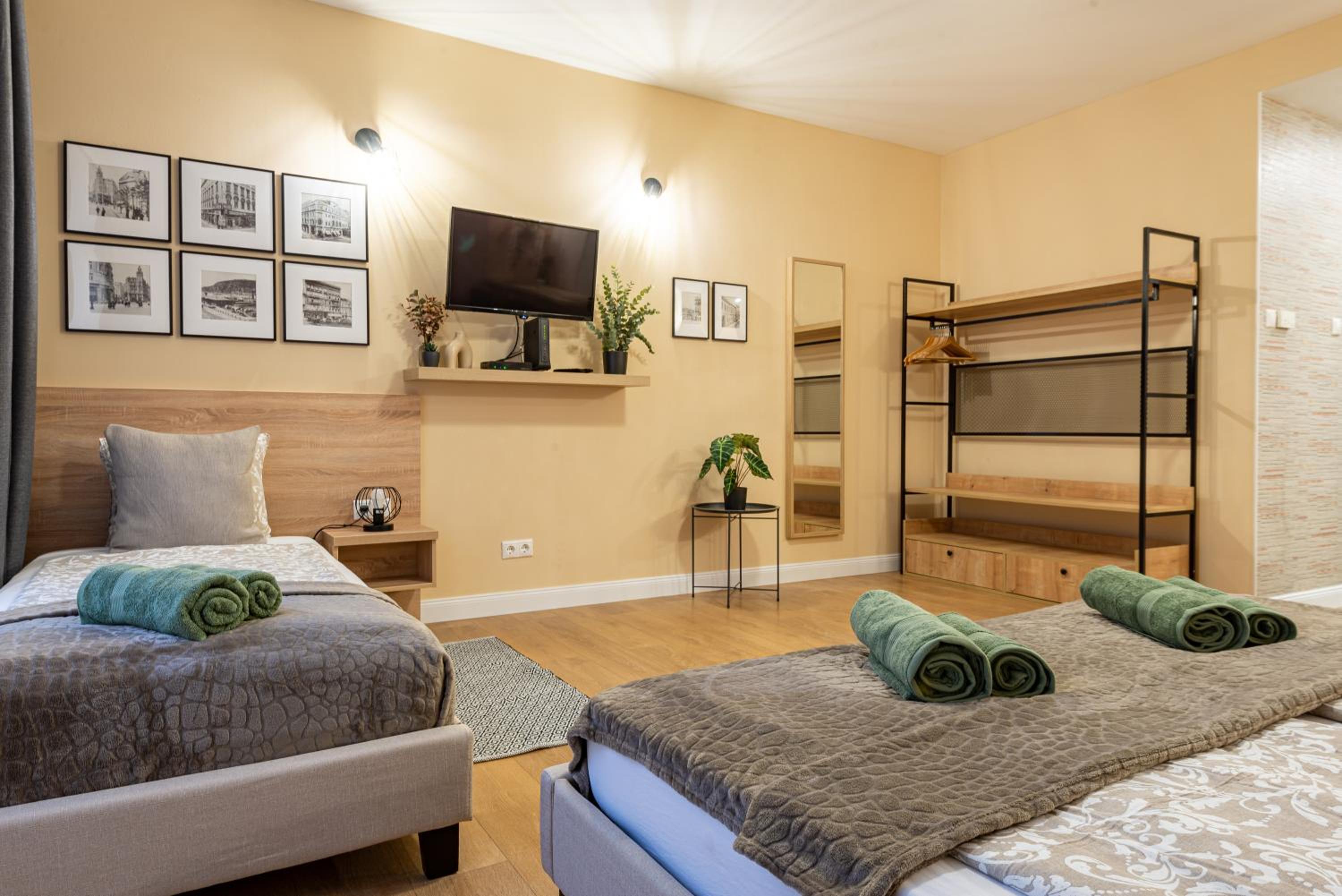 Budapest Holidays Apartments & Spa