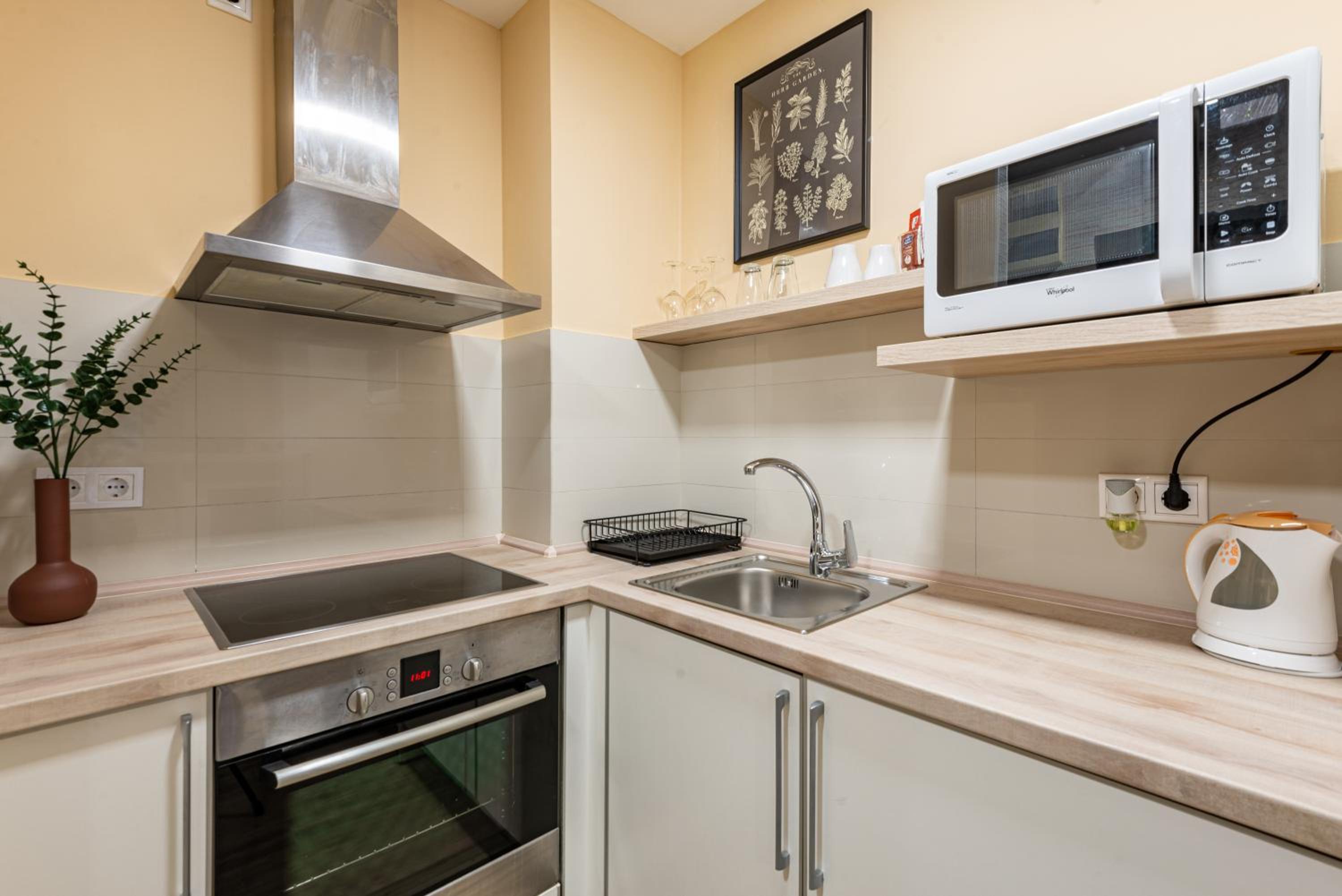 Budapest Holidays Apartments & Spa
