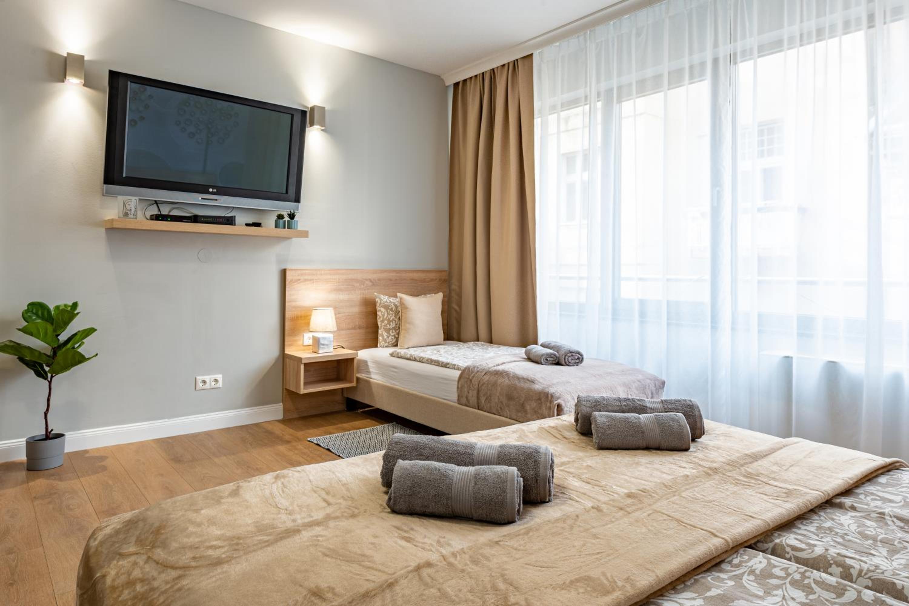 Budapest Holidays Apartments & Spa