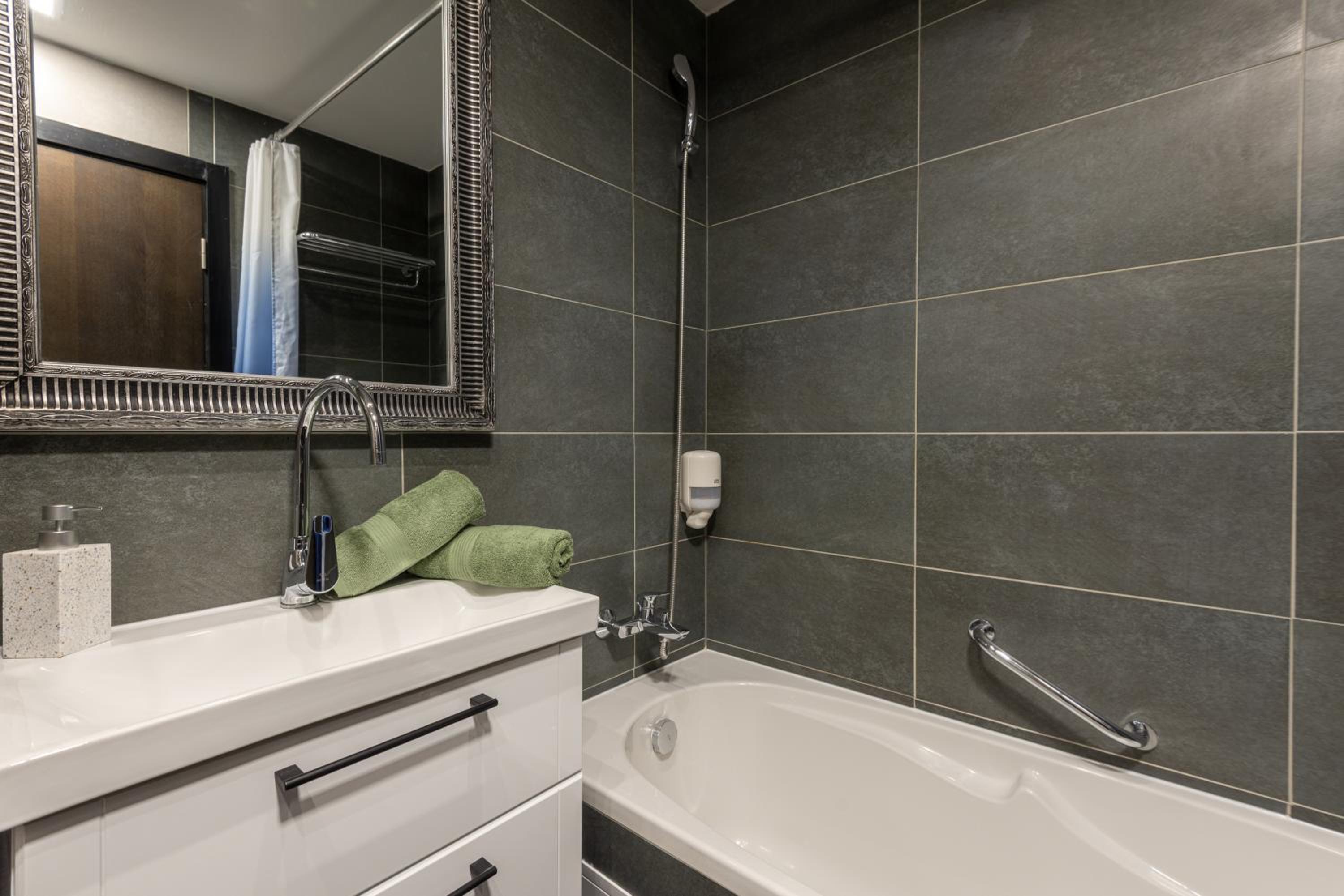 Budapest Holidays Apartments & Spa