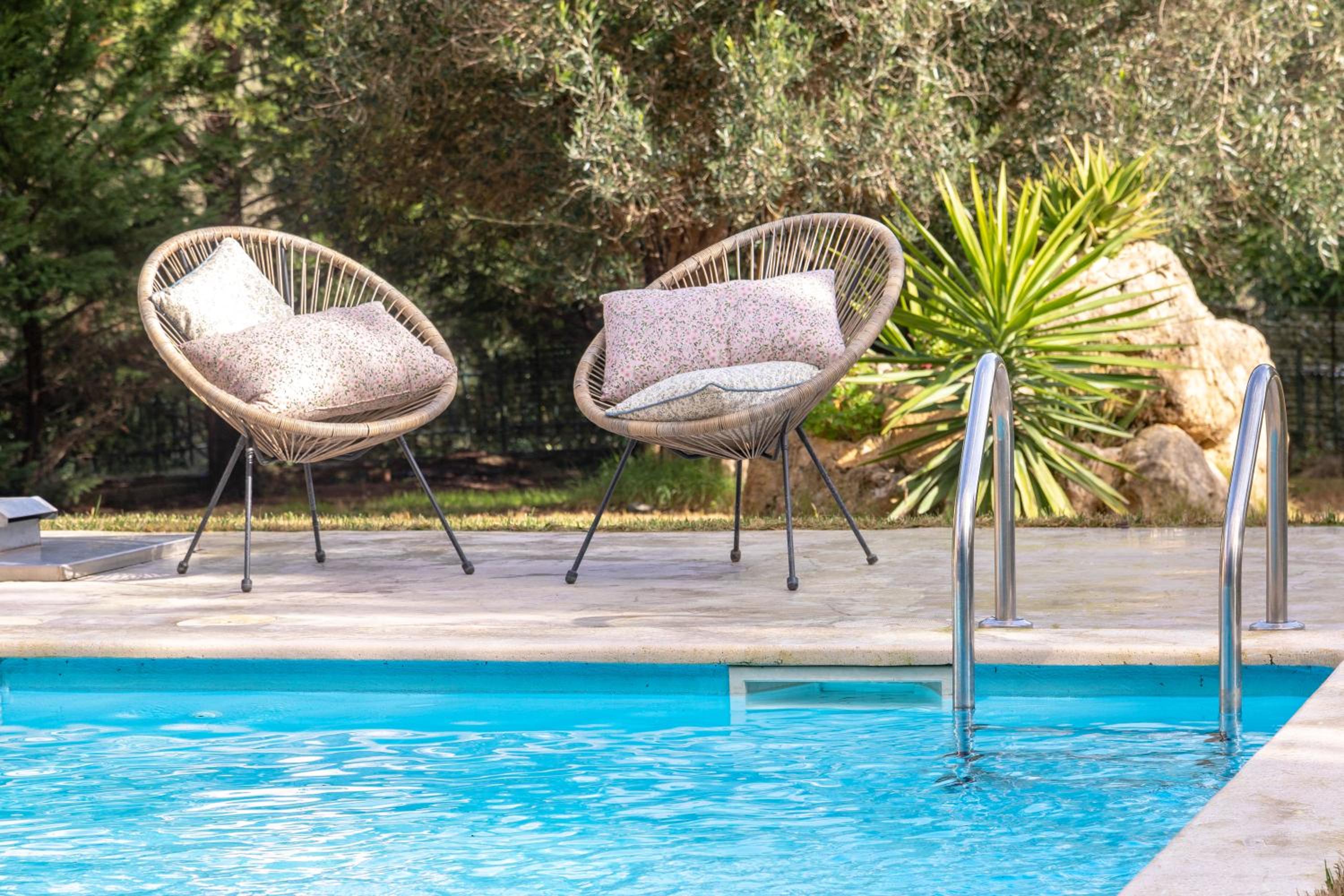 Eleonas Luxury Homes