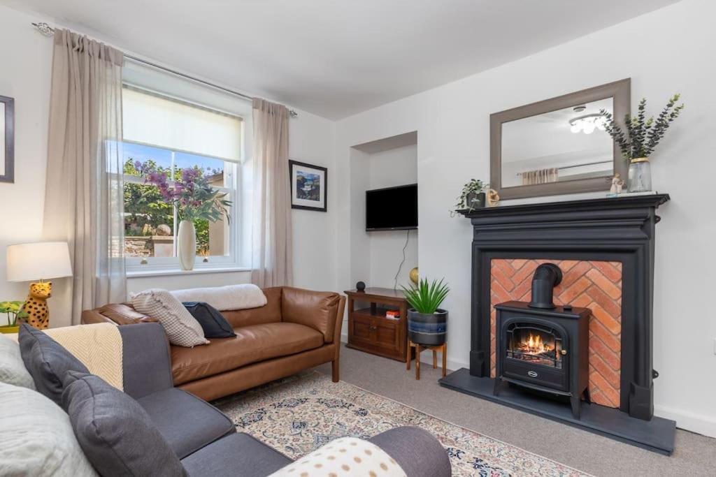 Luxury three bedroom coastal cottage view 3