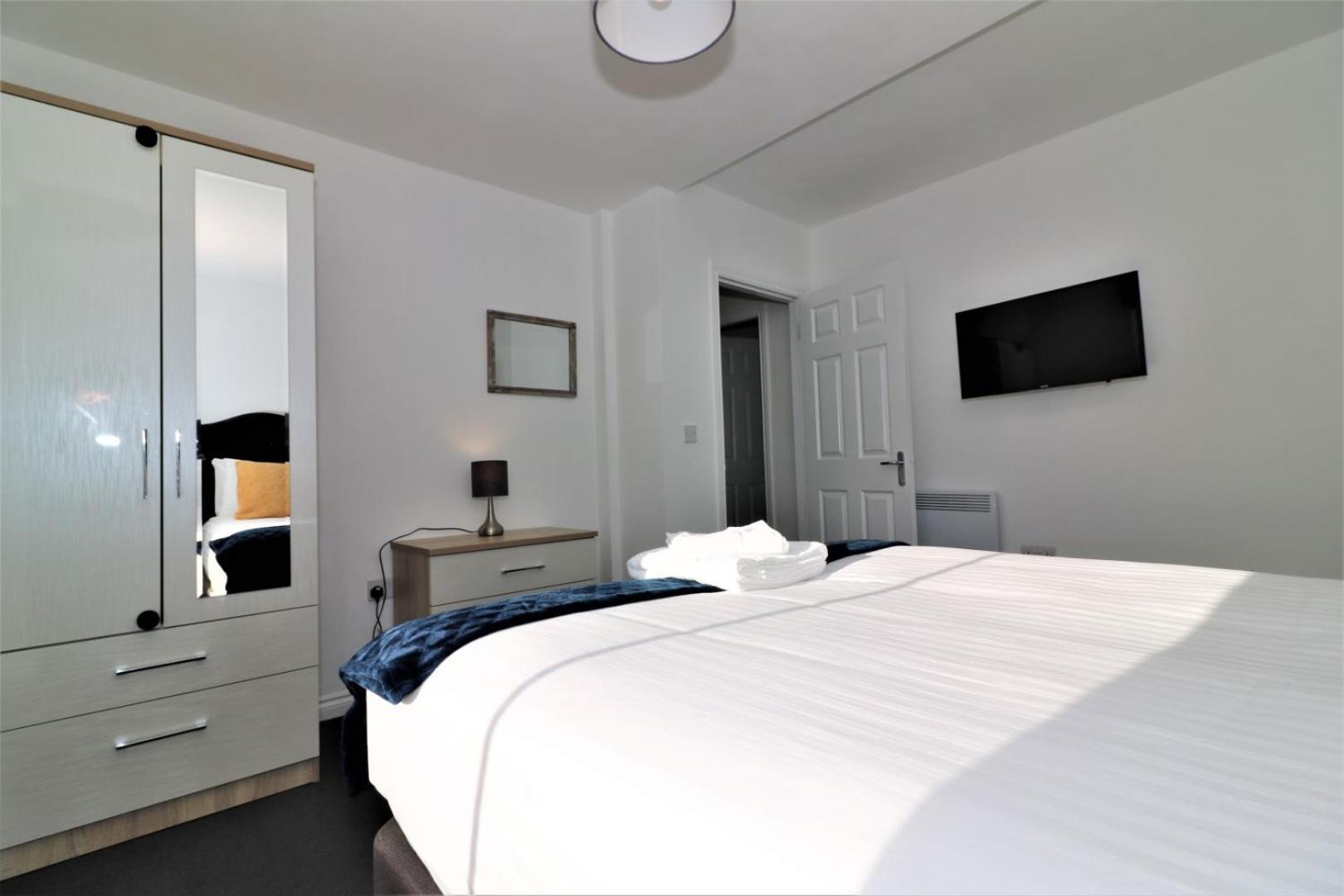 Signature - No 5 Bonnet Apartments view 2