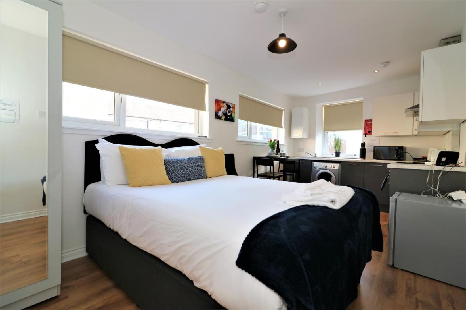Signature - No 3 Bonnet Apartments view 2