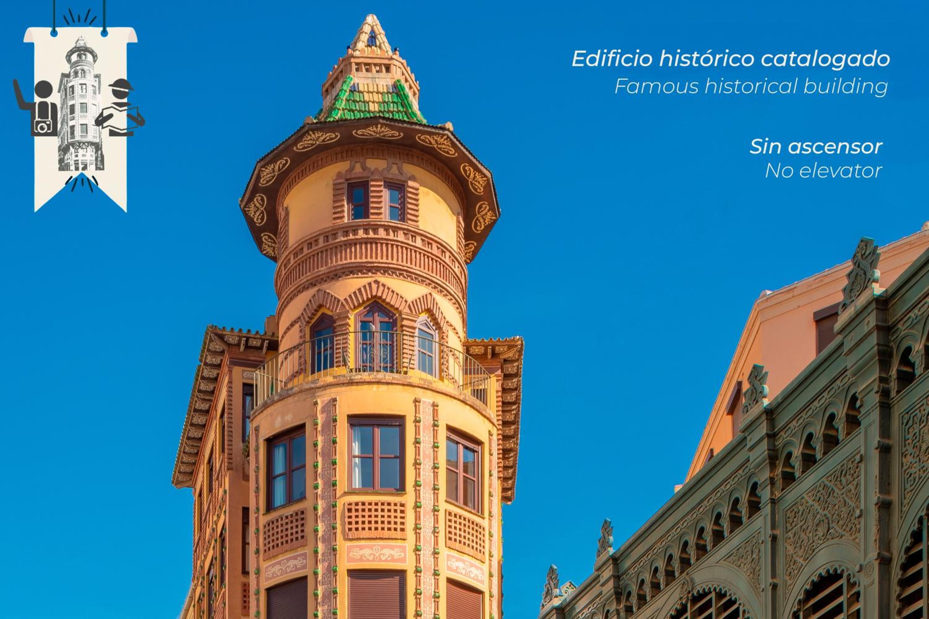 Feelathome Atarazanas Apartments