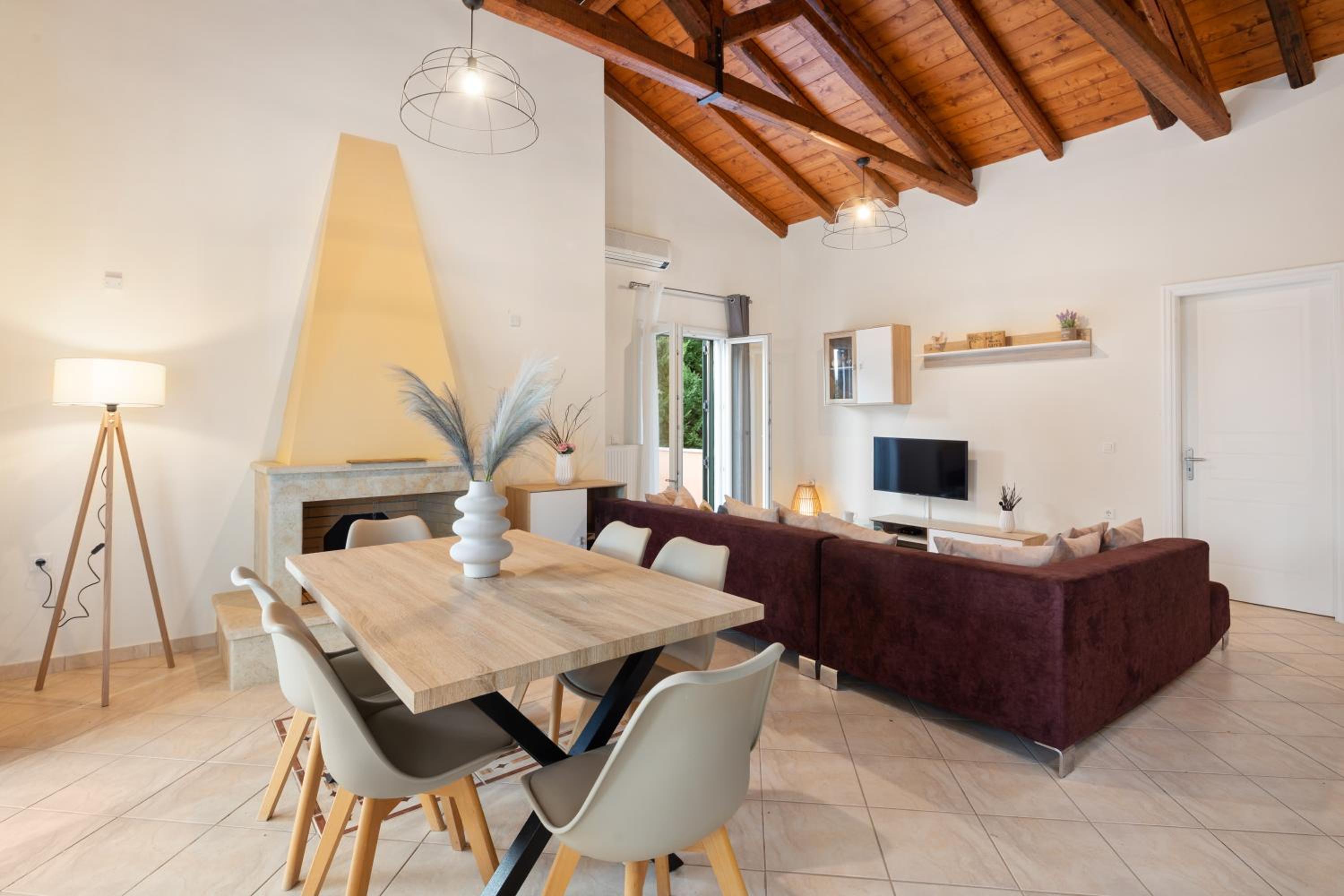 Eleonas Luxury Homes