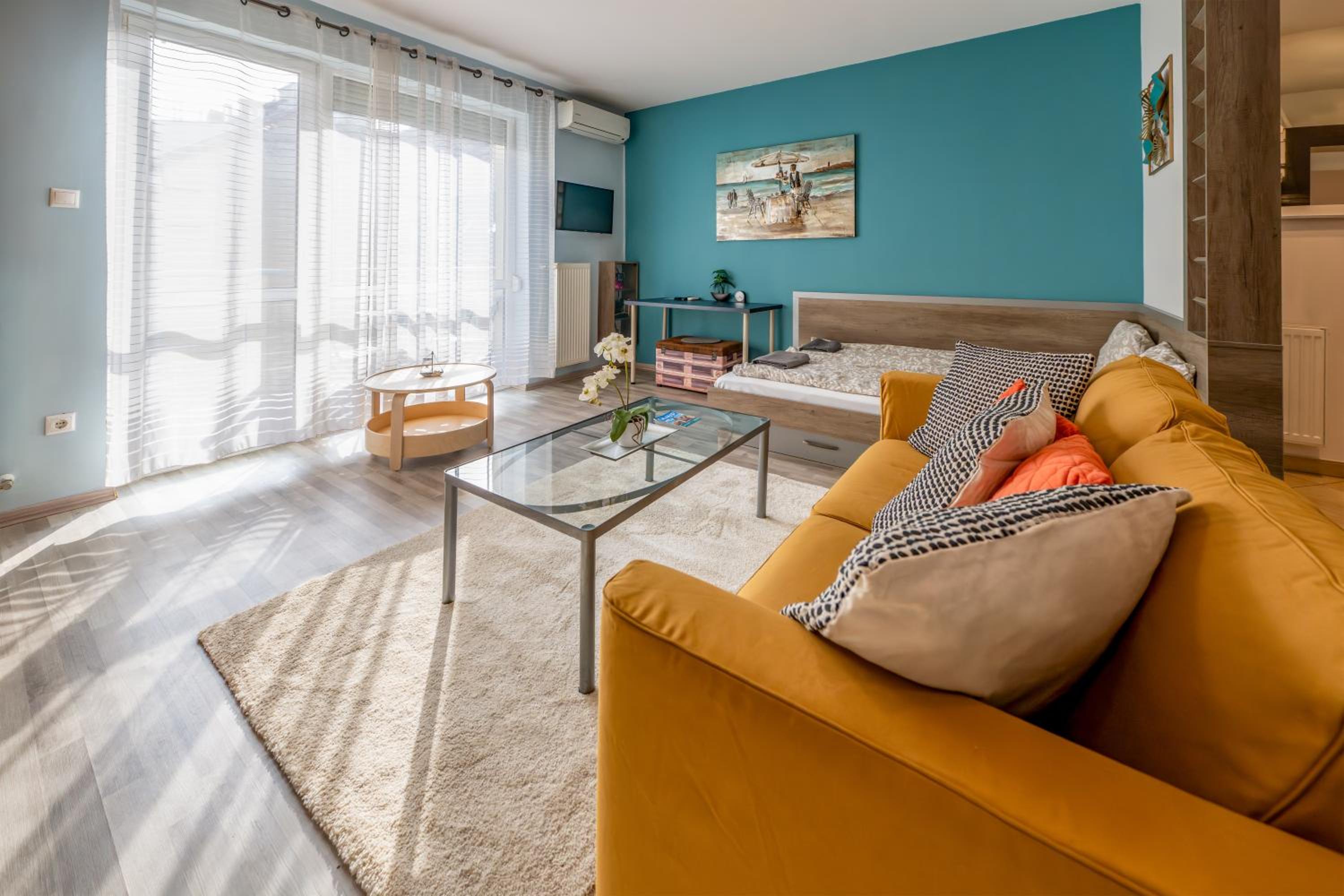 Weiner Apartment with balcony