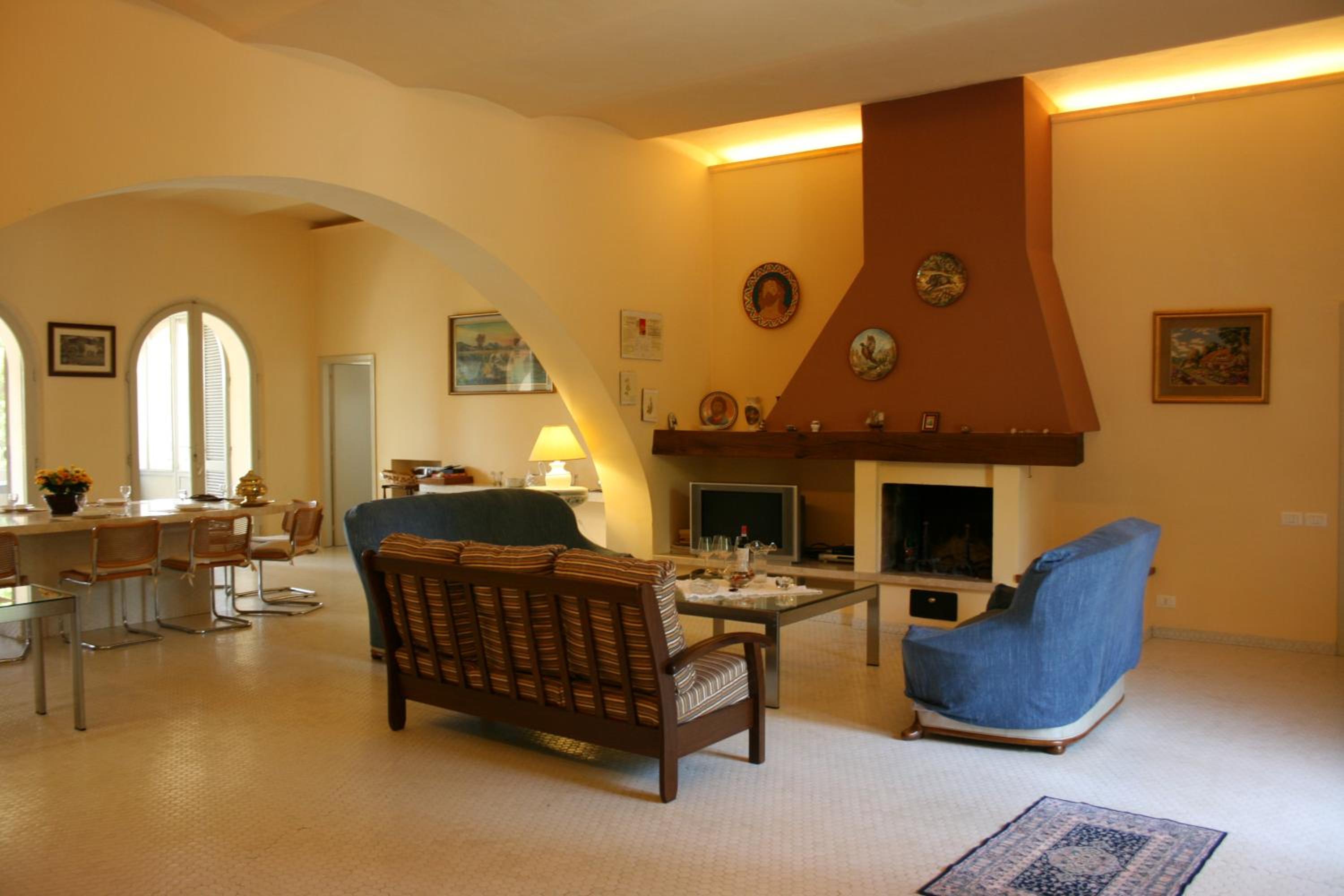 Villa Poggio Falcone view 5