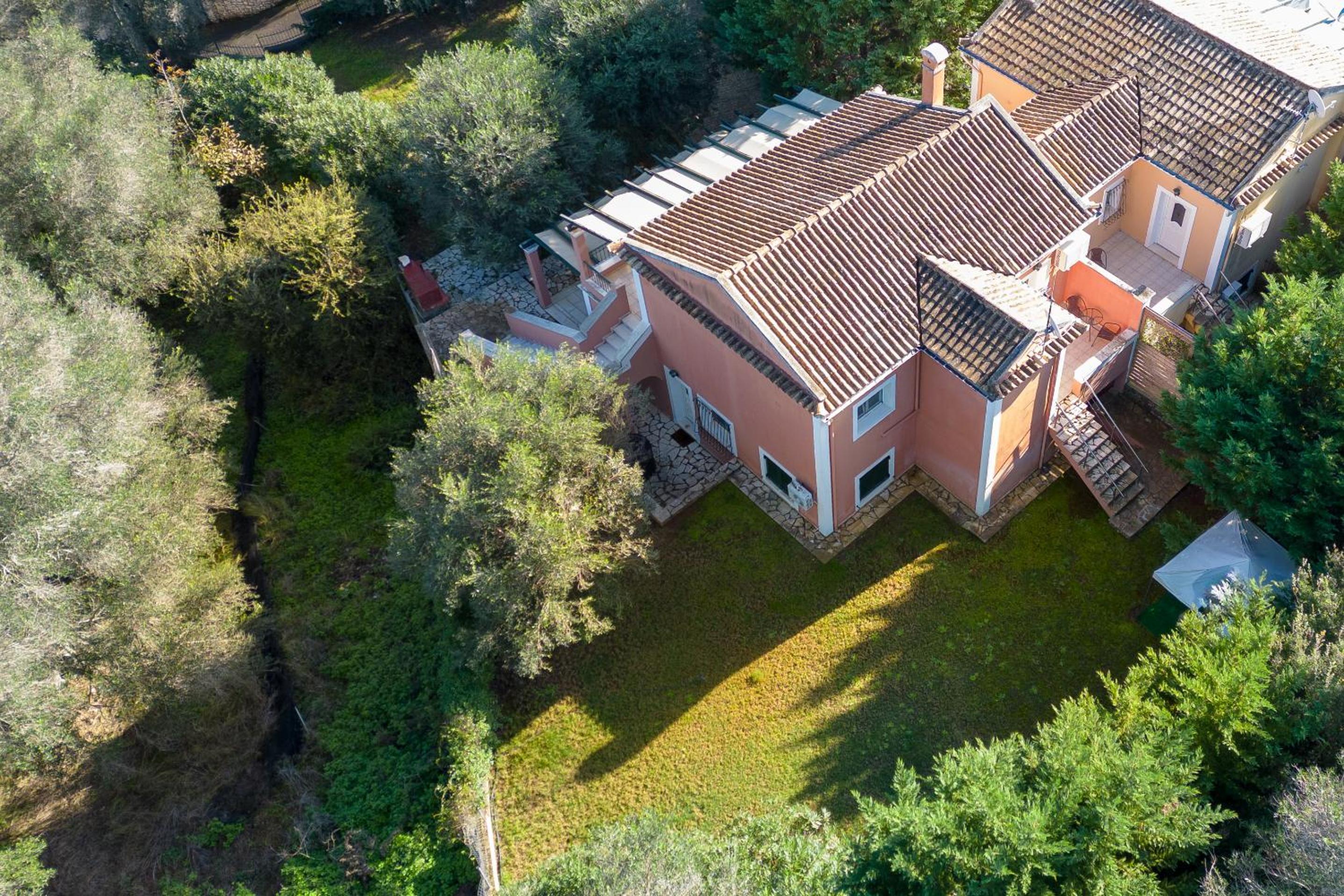 Eleonas Luxury Homes