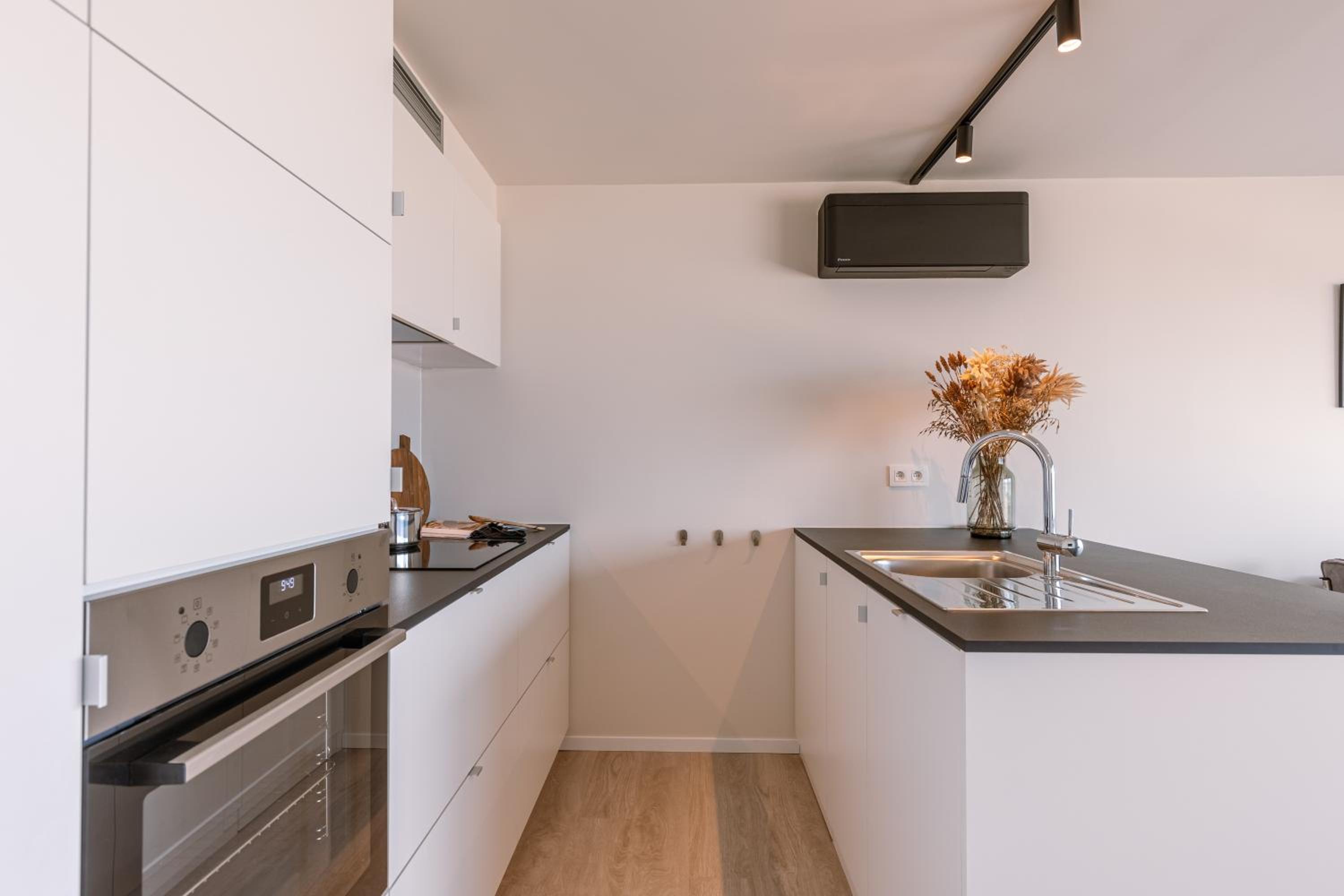 Beautiful Luxury Apartment on Amazing location with Sea view - T17