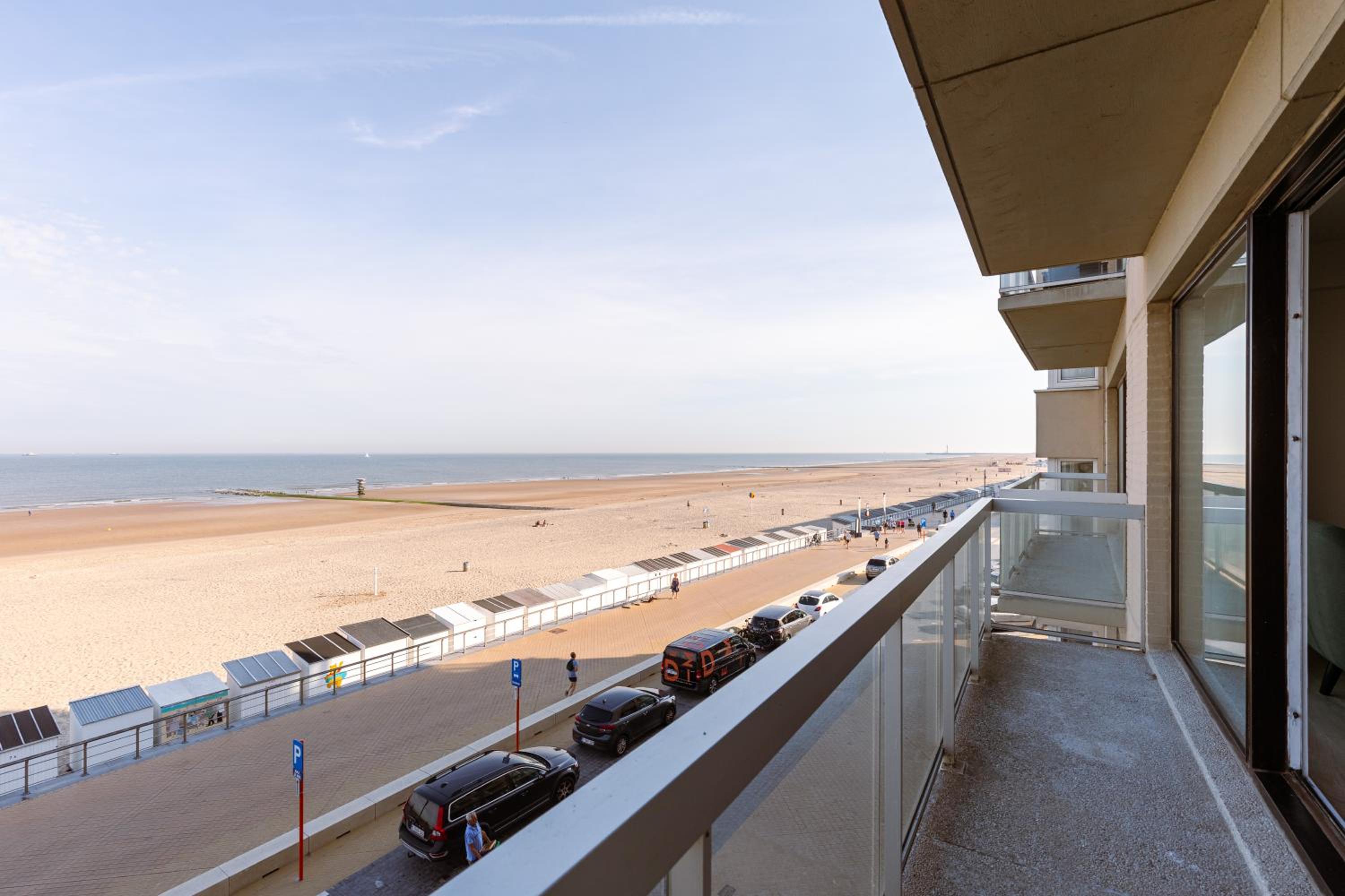 Beautiful Luxury Apartment on Amazing location with Sea view - T17