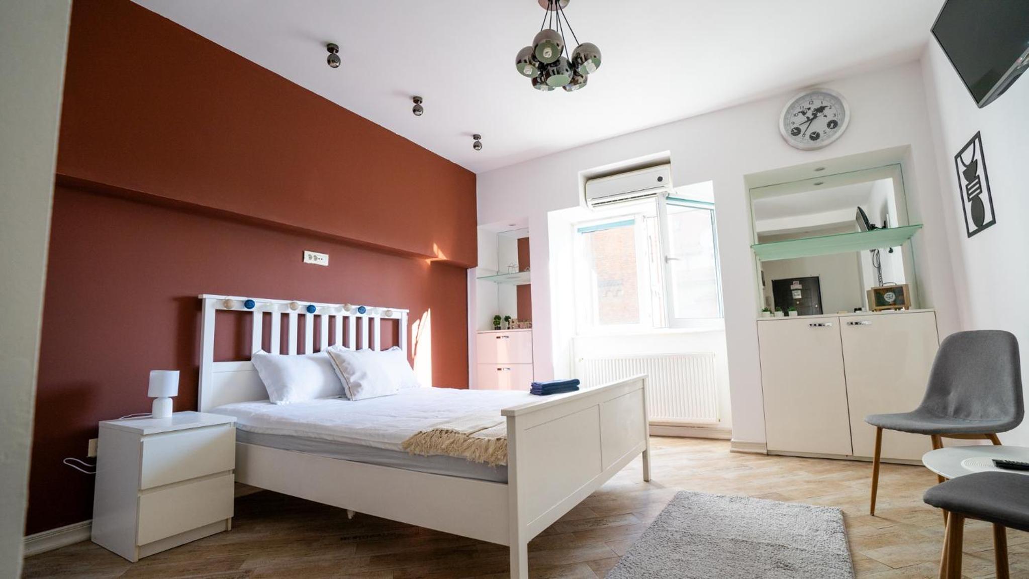Cozy Studio Universitate view 3