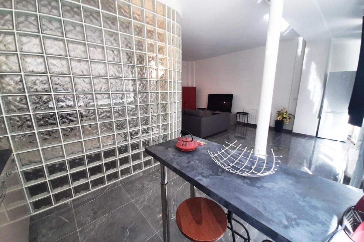 Sweet Apartment in Paris Montmartre
