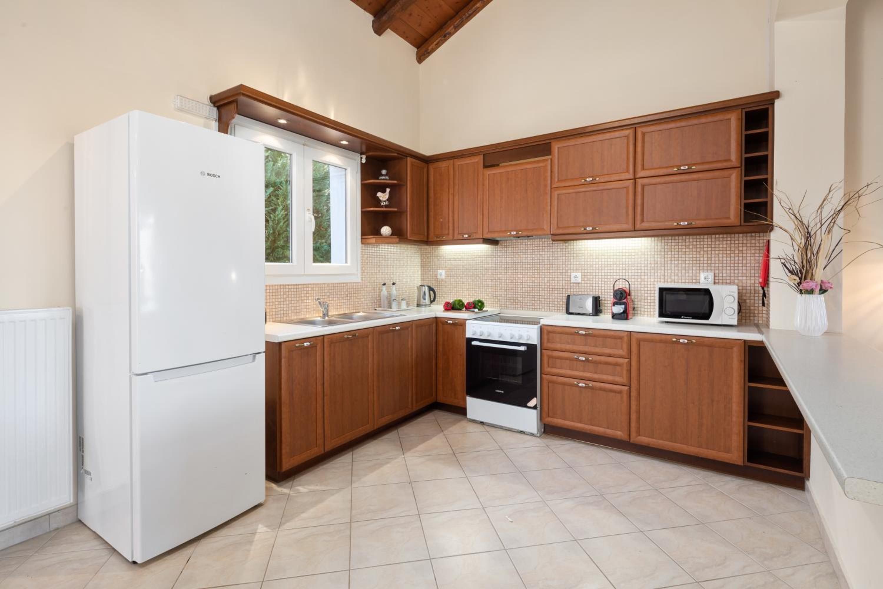 Eleonas Luxury Homes