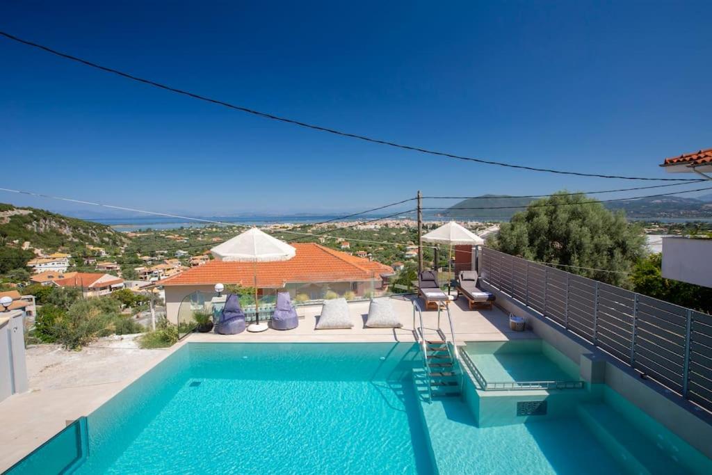 Villa Theretro, with superb view