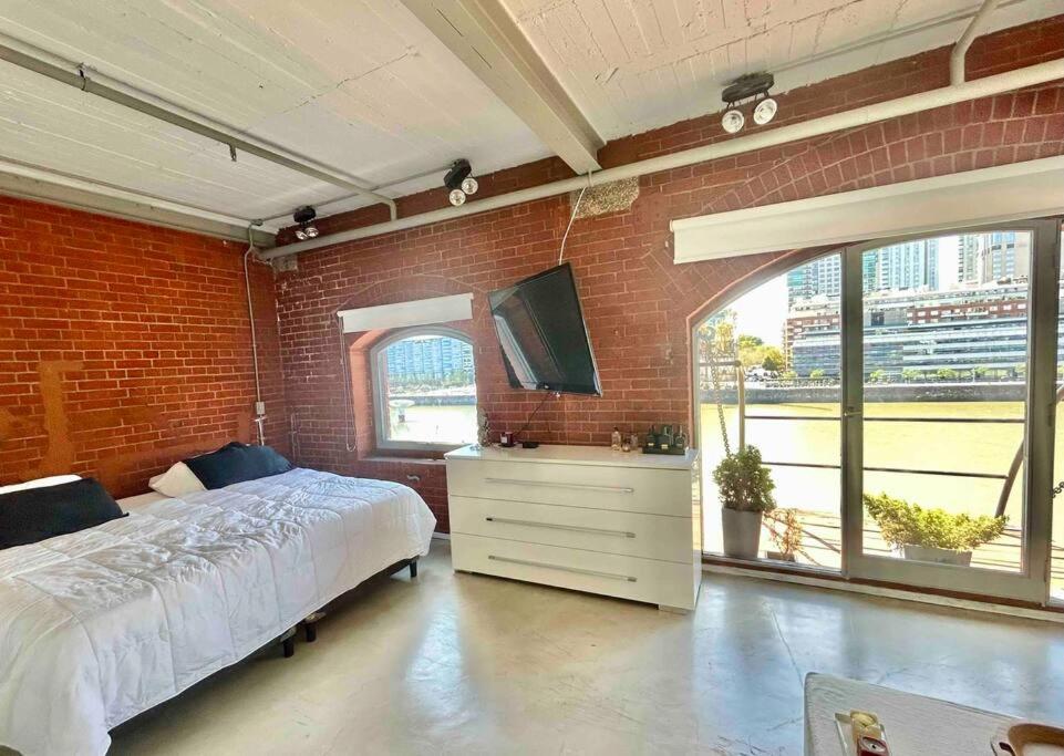 Hermoso departamento en Puerto Madero con vista al río