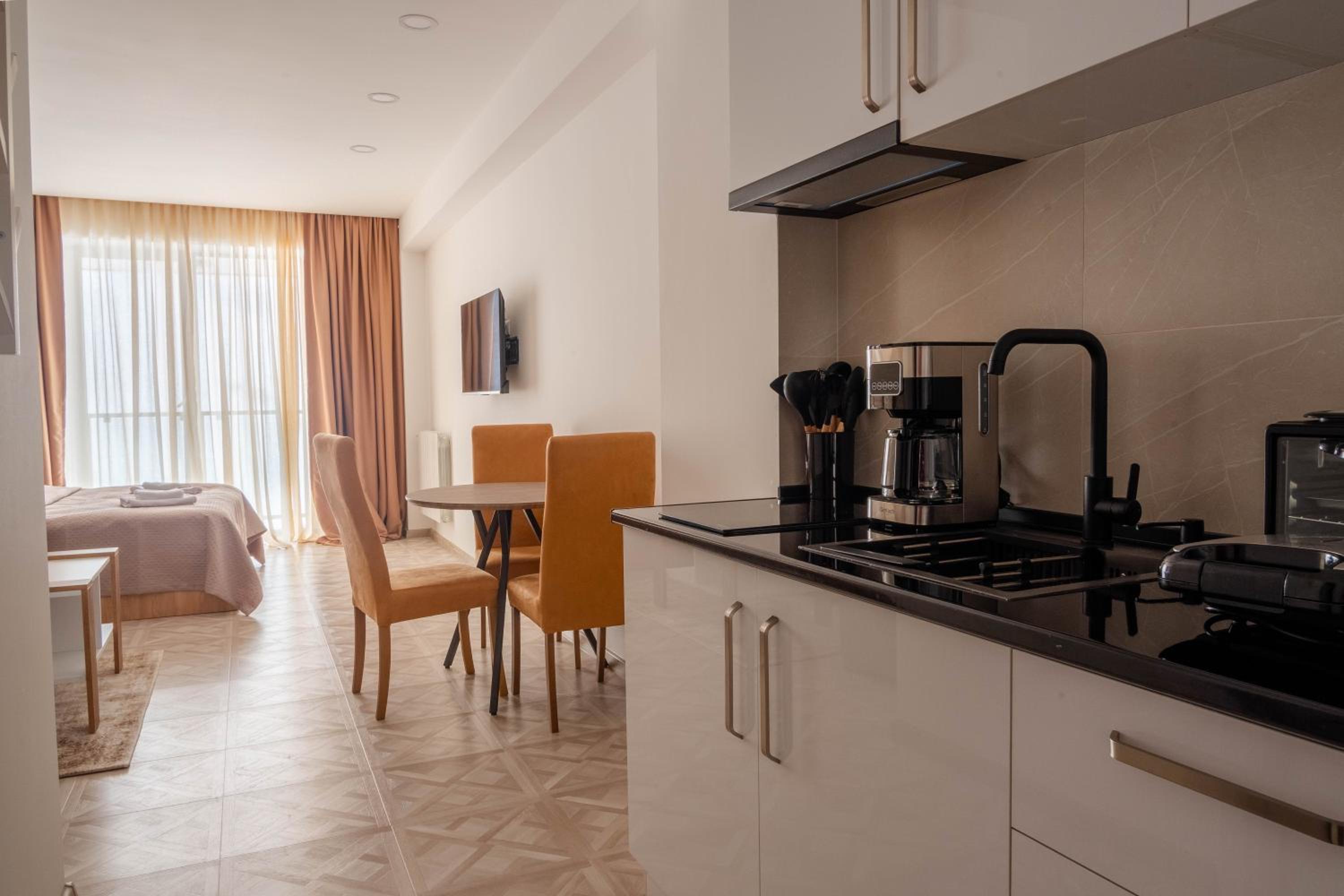 Evdo Apartments F4 Flat Studio view 3