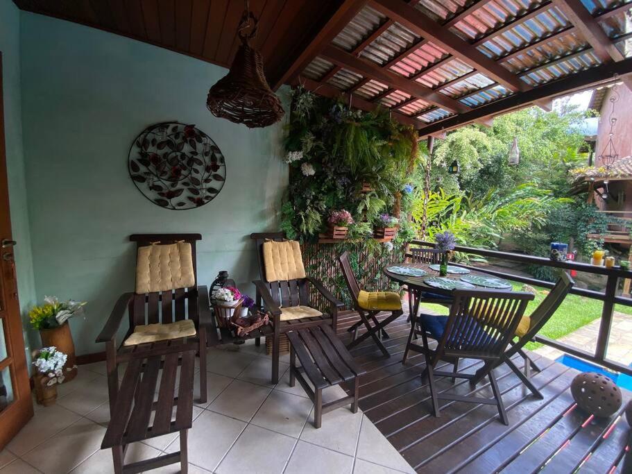 Casa em ILHABELA em Condomínio