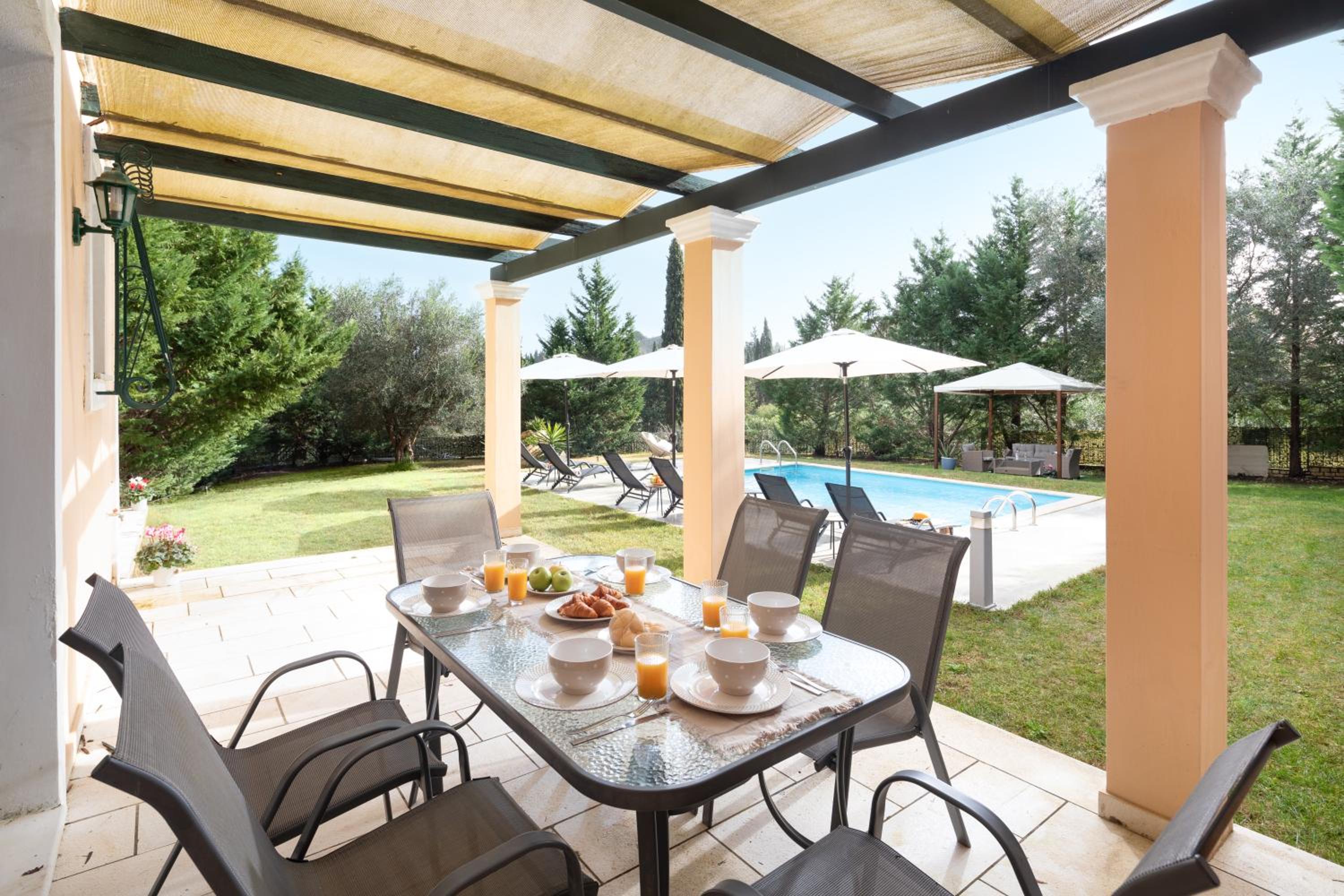 Eleonas Luxury Homes