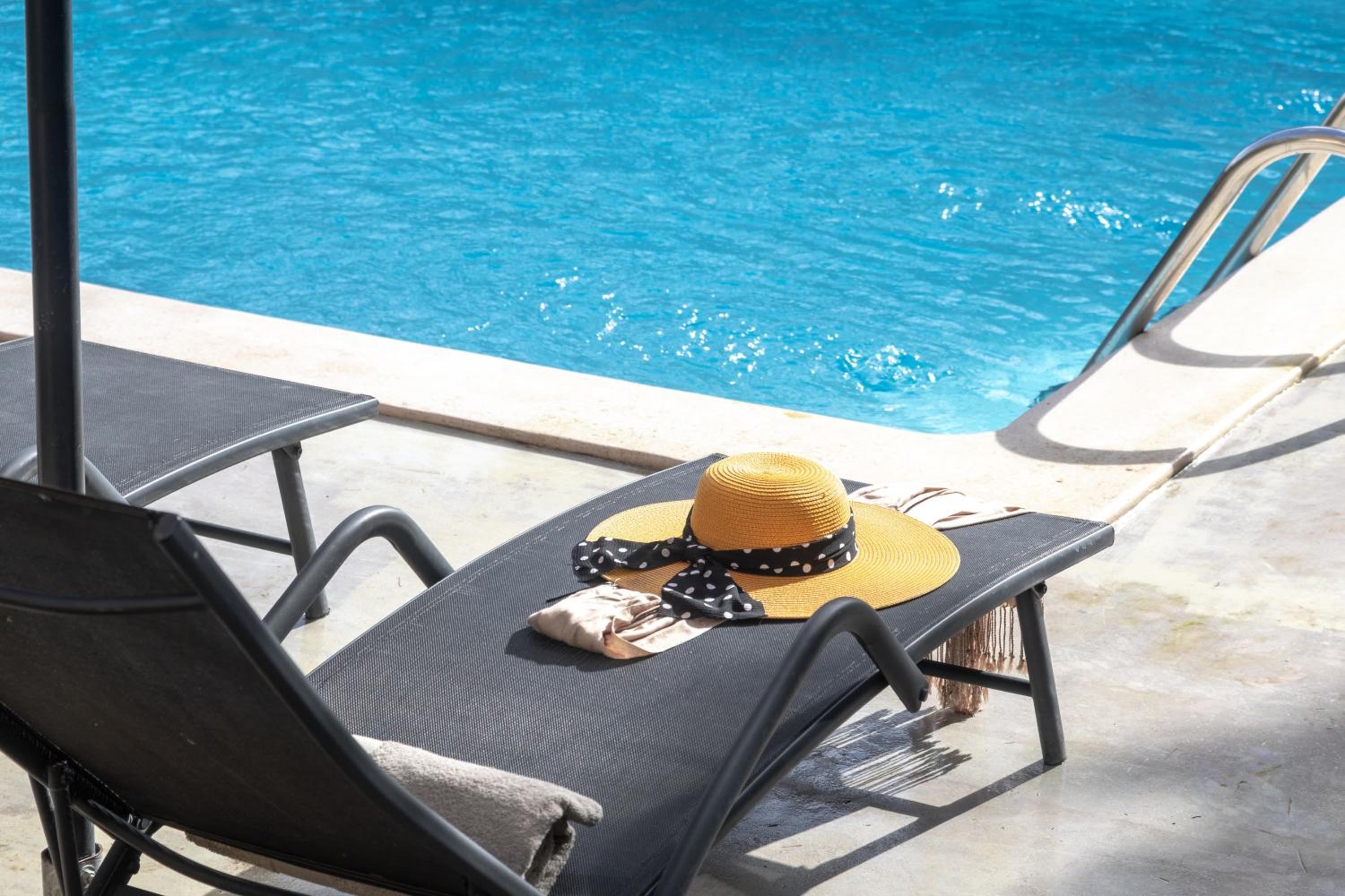 Eleonas Luxury Homes