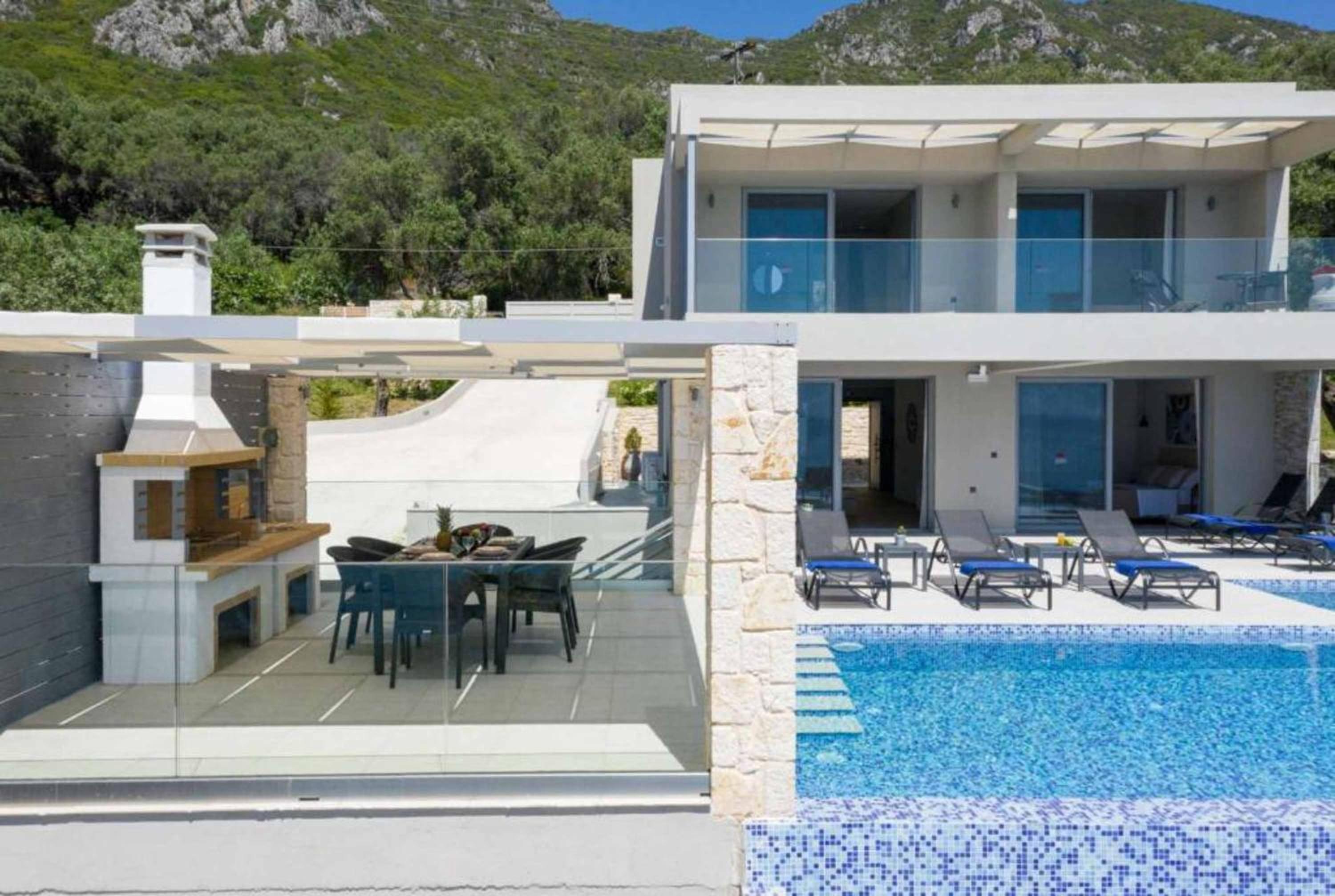 Villa Alkyoni Paramonas view 2