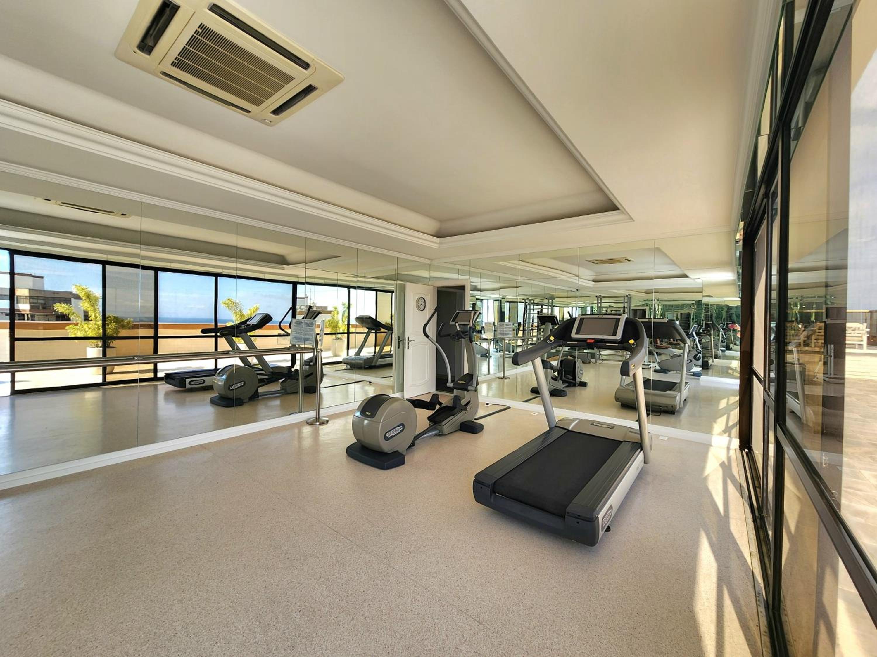 Apartamento Barramares Flat - Condomínio em frente à praia da Barra da Tijuca