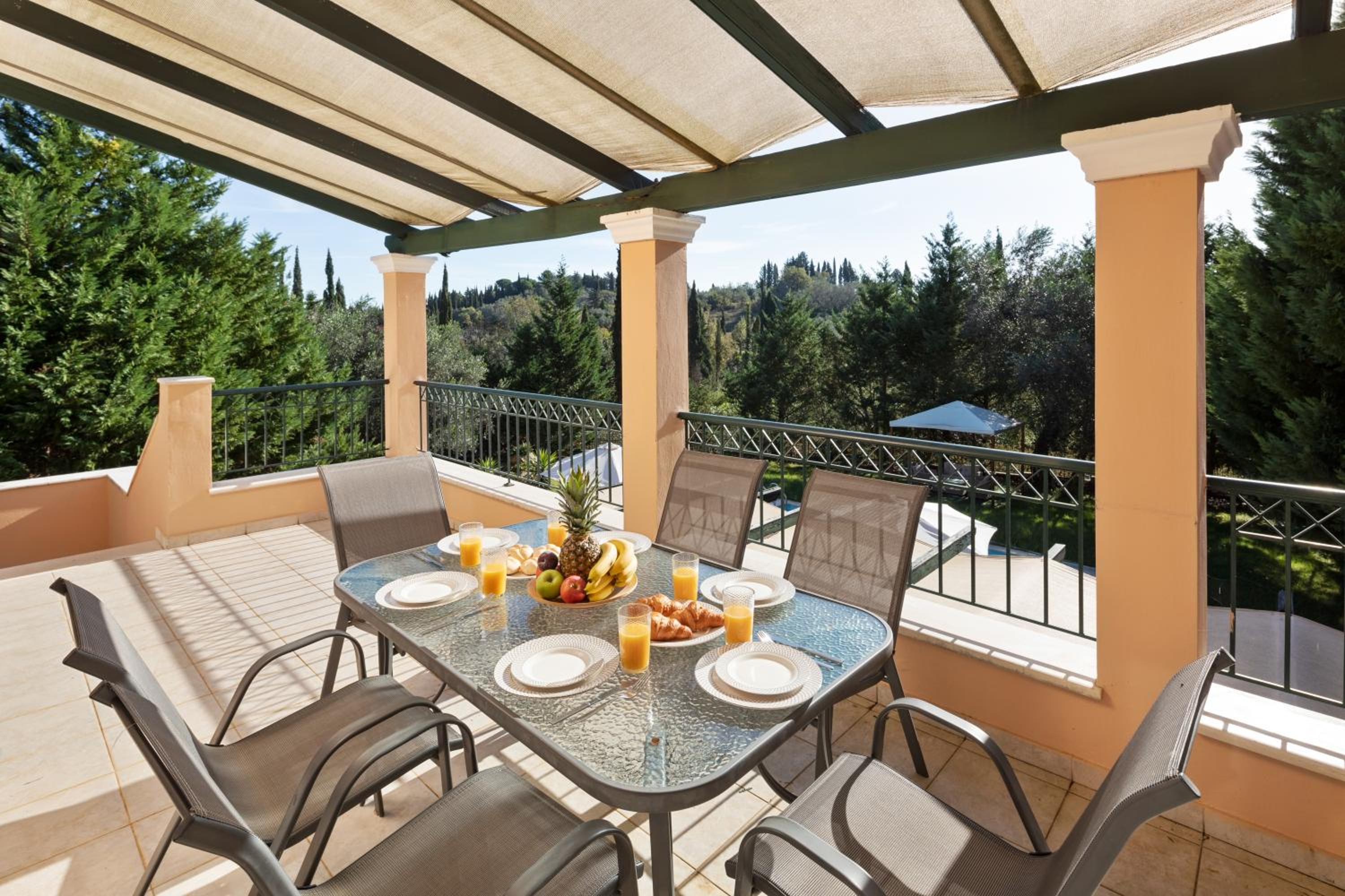 Eleonas Luxury Homes