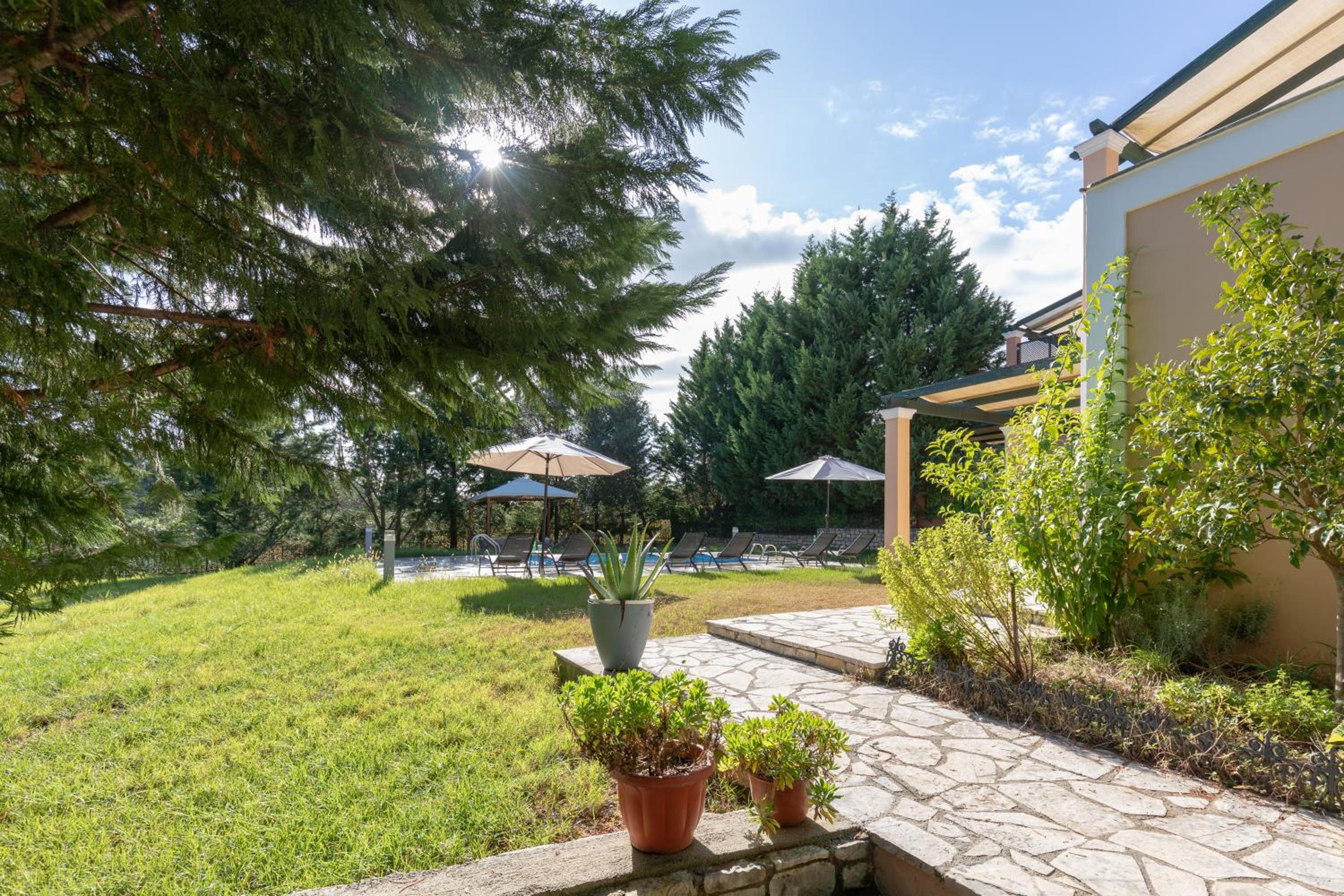 Eleonas Luxury Homes
