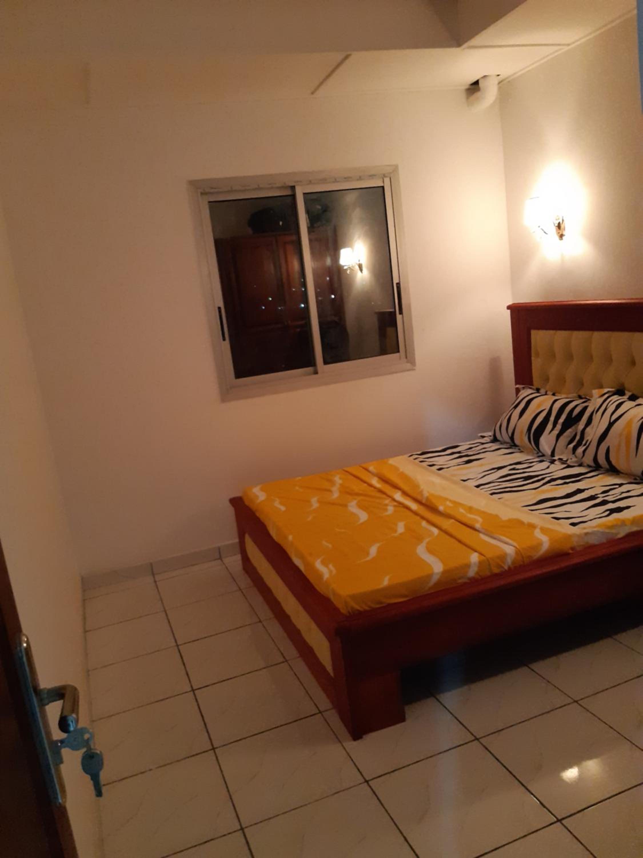 Studio confortable moins cher